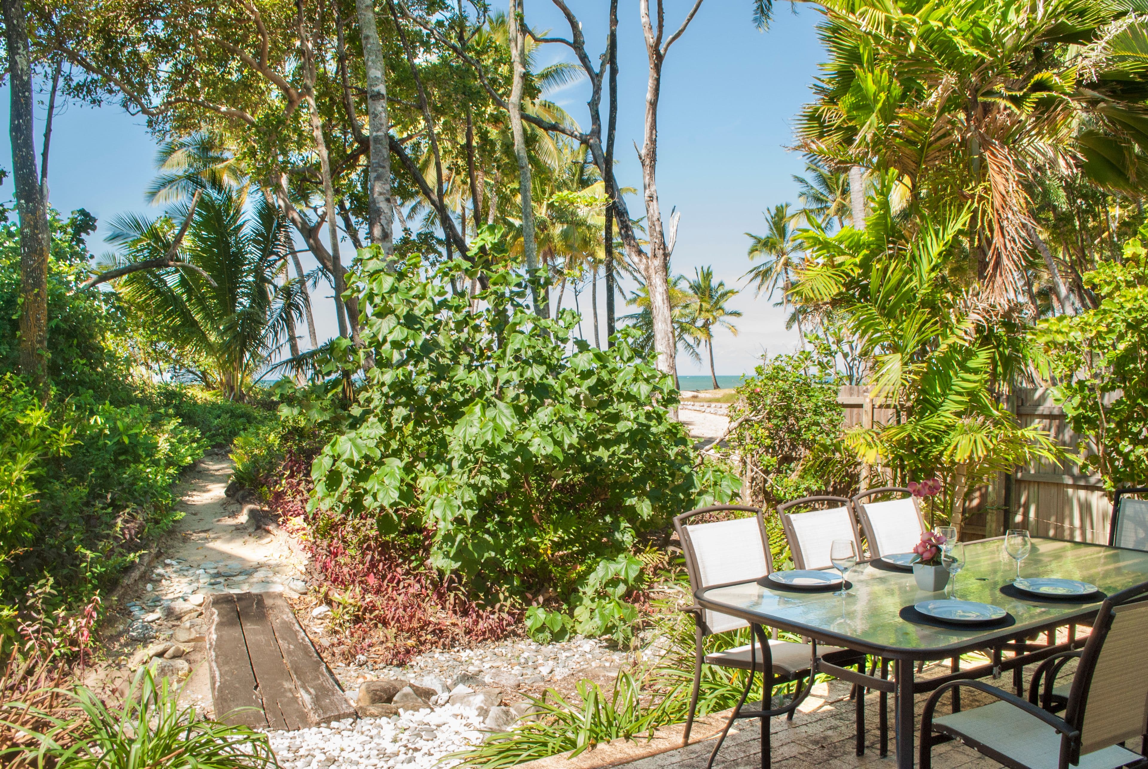 33 Oak Street, Oak Beach QLD 4877, Oak Beach - Thumbnail 4