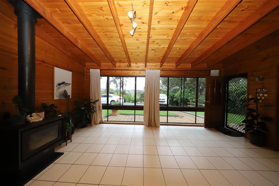 1 Snubba Crescent, Tumut NSW 2720, Tumut - Thumbnail 3