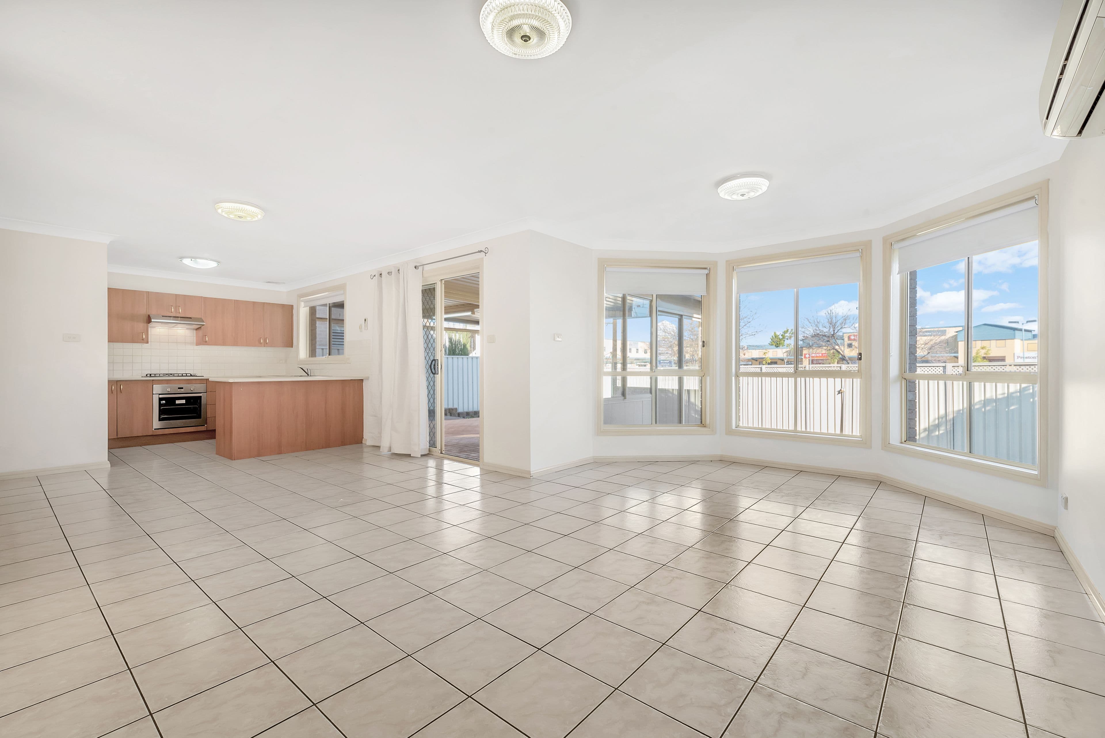 13 Rockton Close, Prestons - Thumbnail 3