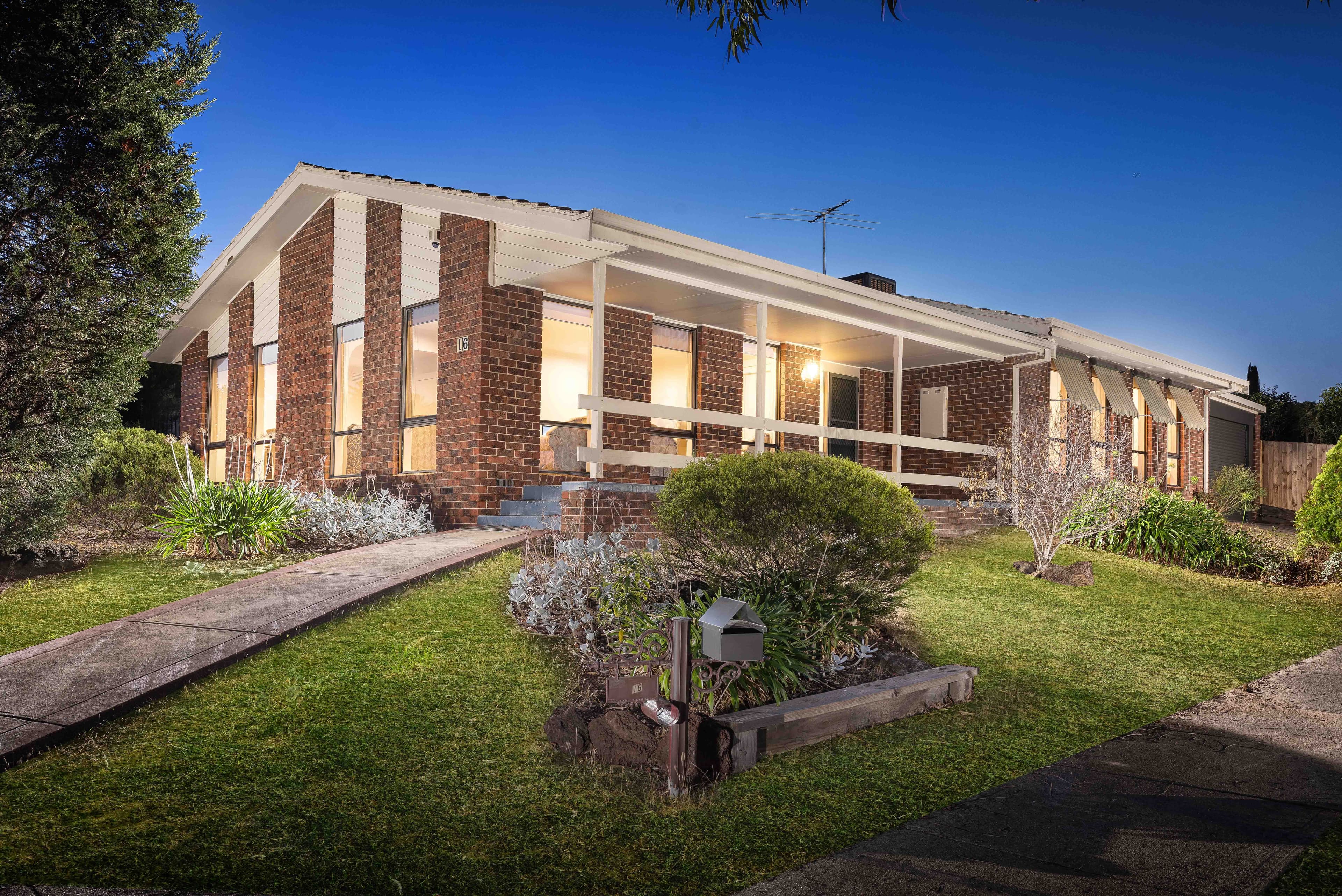 16 Flemington Drive, Mill Park VIC 3082, Mill Park - Image 1