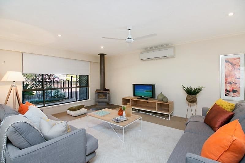 70 Clives Circuit, Currumbin Waters QLD 4223, Currumbin Waters - Thumbnail 2