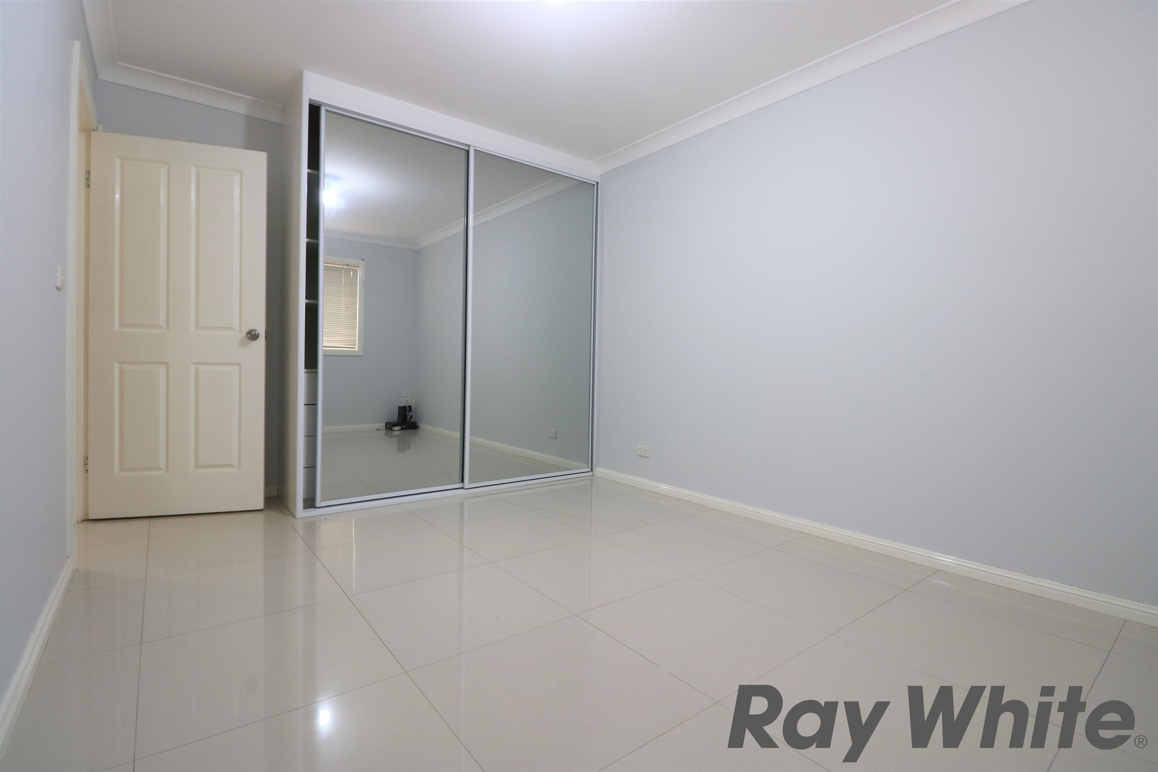 8A Gambier Street, Bossley Park NSW 2176, Bossley Park - Thumbnail 4