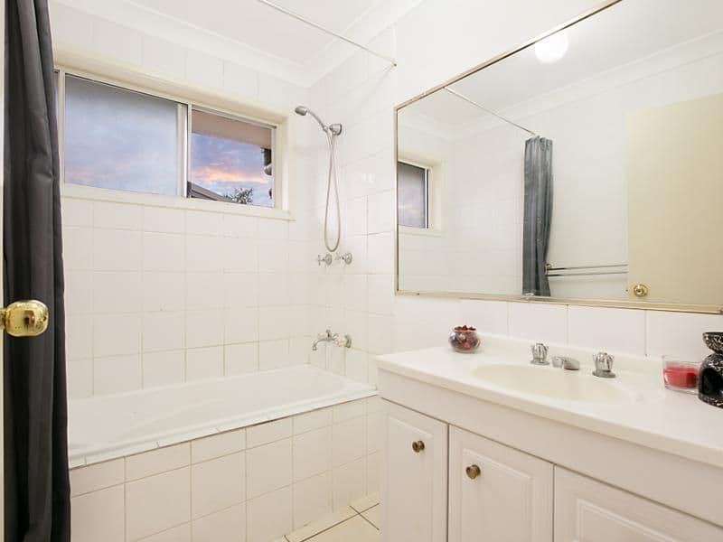 52 Dennis Road, Springwood QLD 4127, Springwood - Thumbnail 8