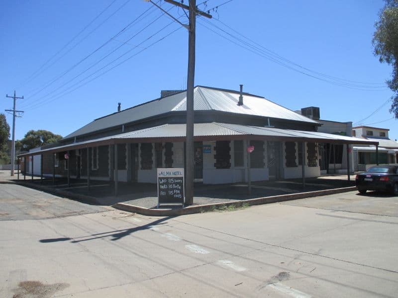 212 Hebbard Street, Broken Hill NSW 2880, Broken Hill - Image 1