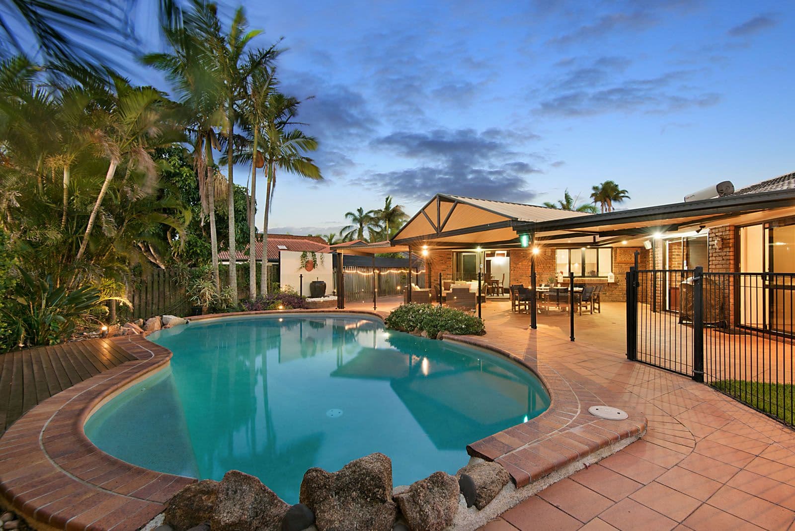 5 Narell Court, Sunnybank Hills QLD 4109, Sunnybank Hills - Image 1