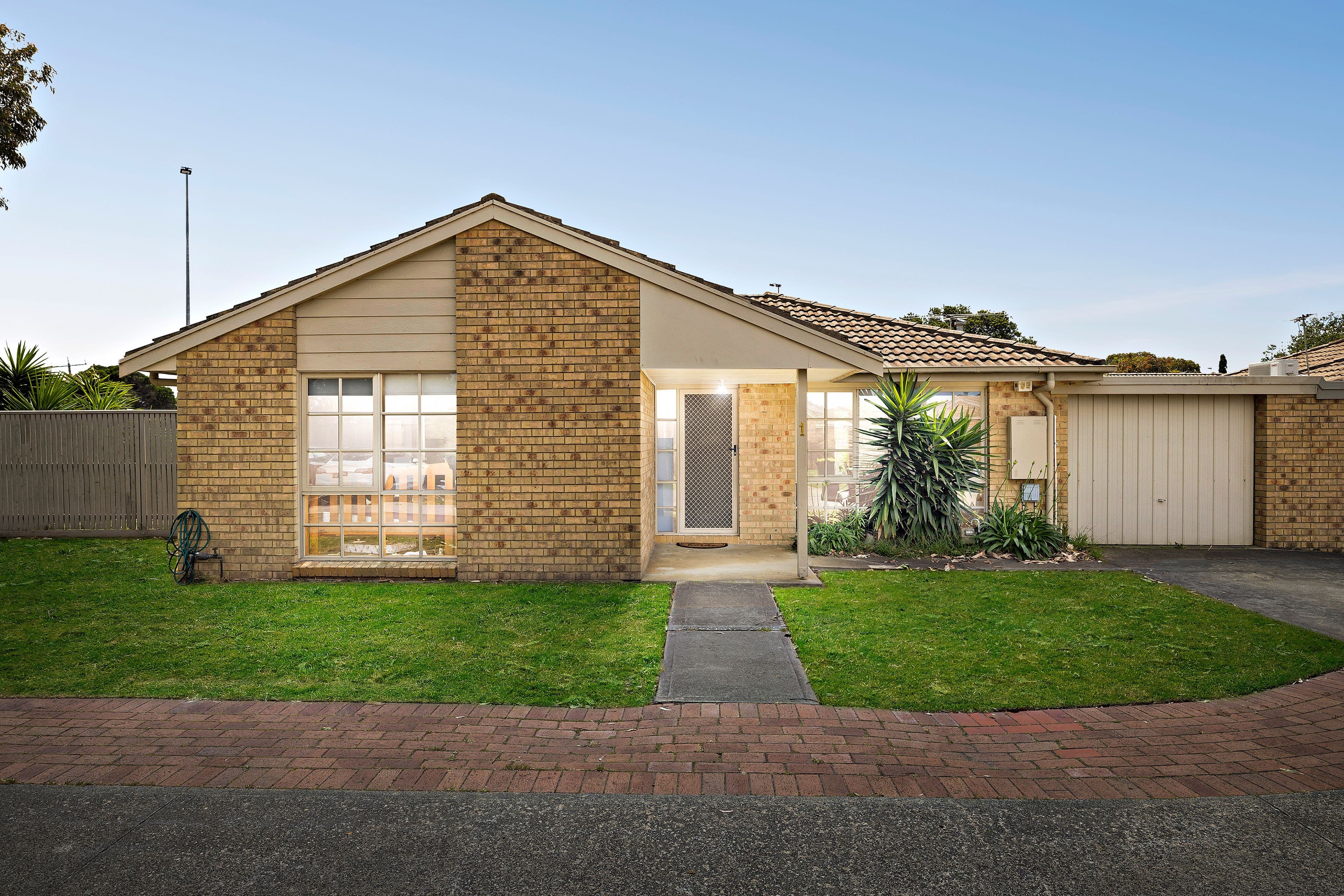1 Longbeach Close, Aspendale VIC 3195, Aspendale - Image 1