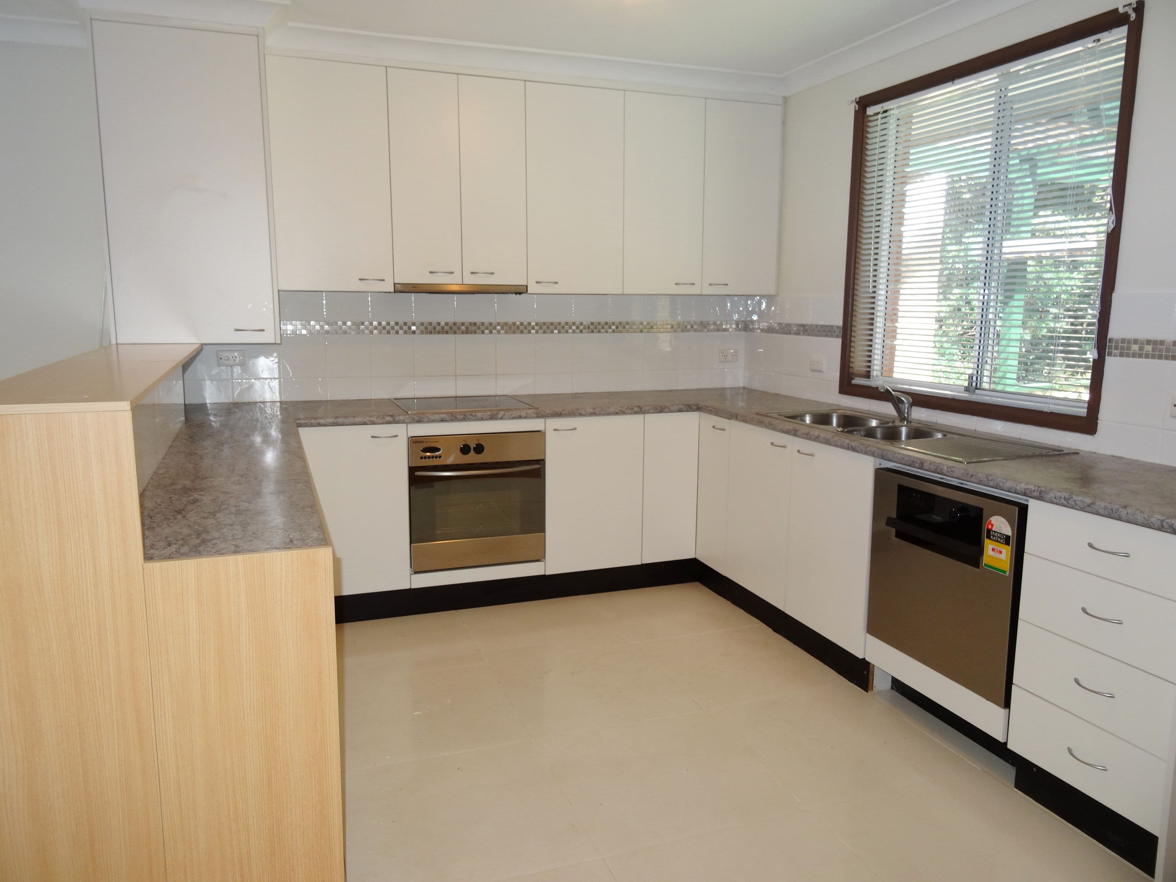 37 Blackbutt Street, Wyoming NSW 2250, Wyoming - Thumbnail 2