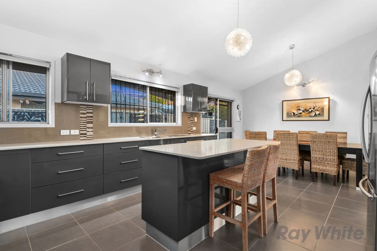 12 Dromos Street, Eight Mile Plains QLD 4113, Eight Mile Plains - Thumbnail 2