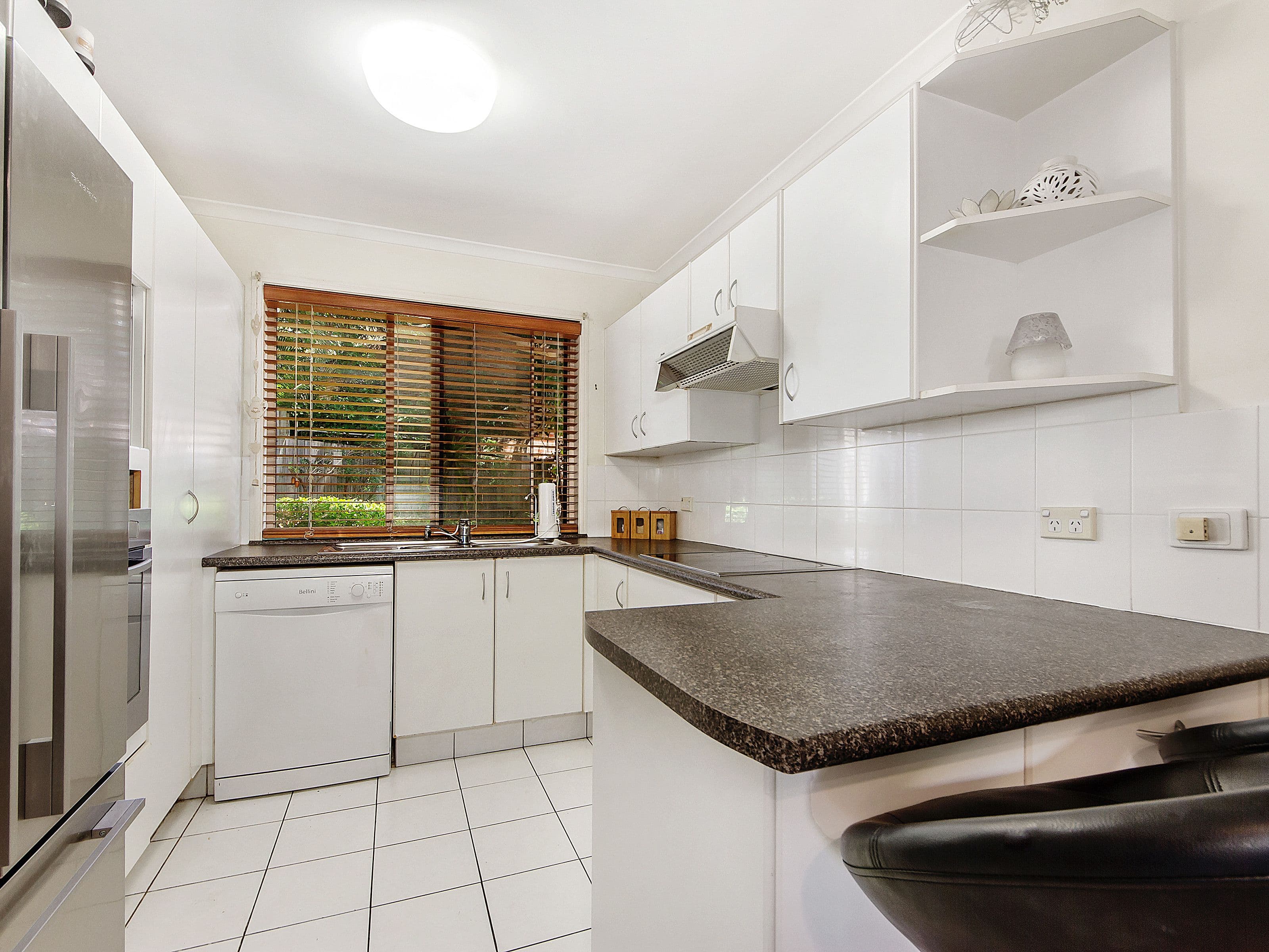 36 Billington Street, Labrador QLD 4215, Labrador - Thumbnail 6