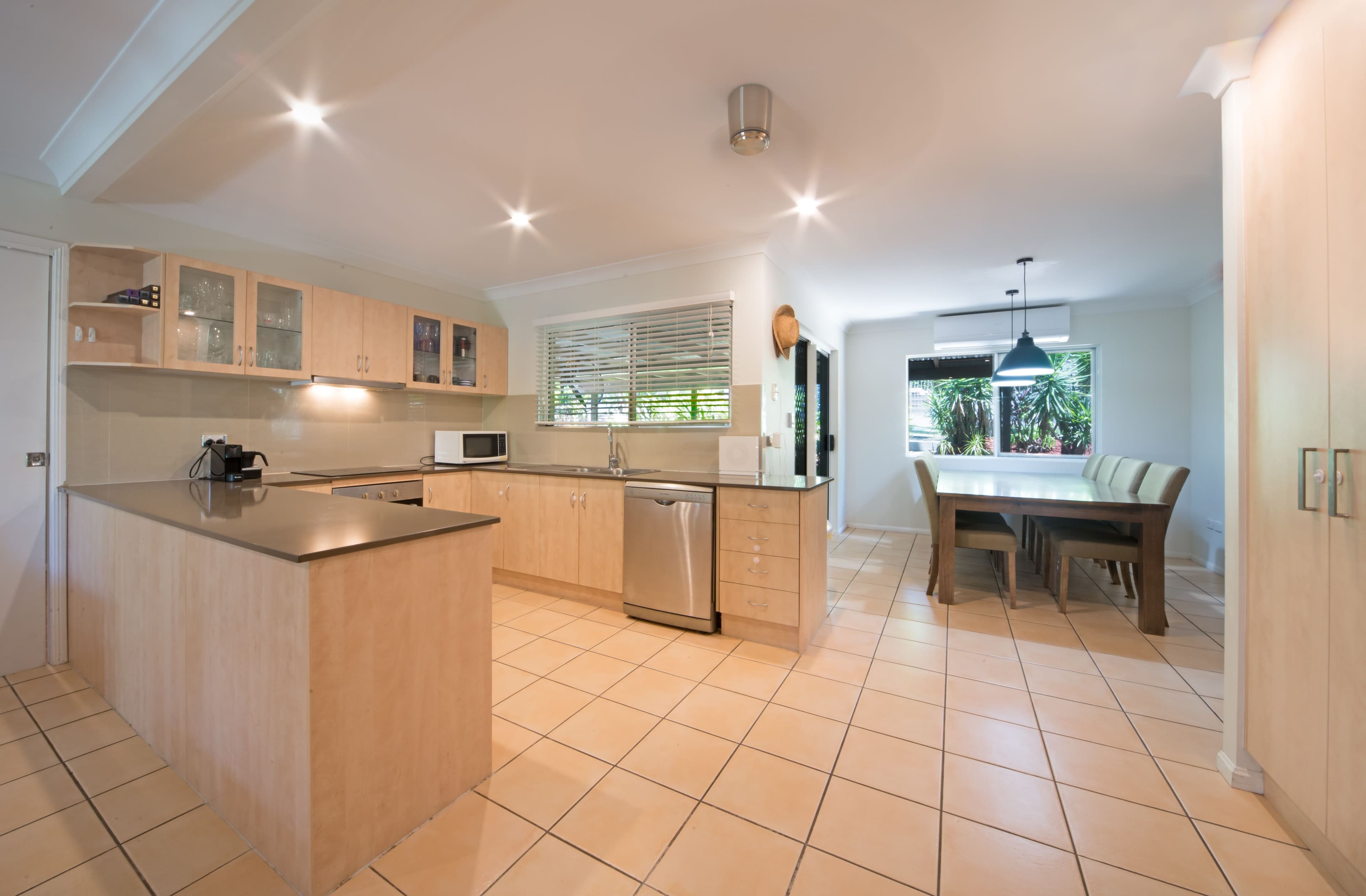 43 Country Road, Cannonvale QLD 4802, Cannonvale - Thumbnail 6
