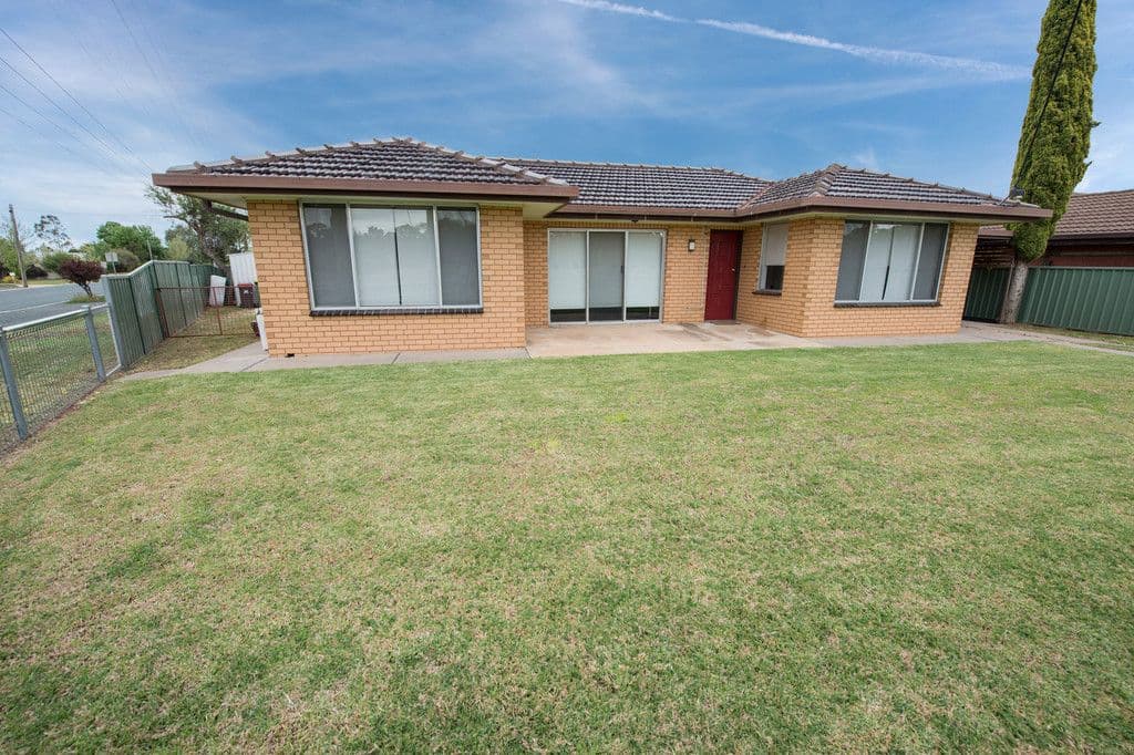 496 Campbell Street, Swan Hill VIC 3585, Swan Hill - Image 1