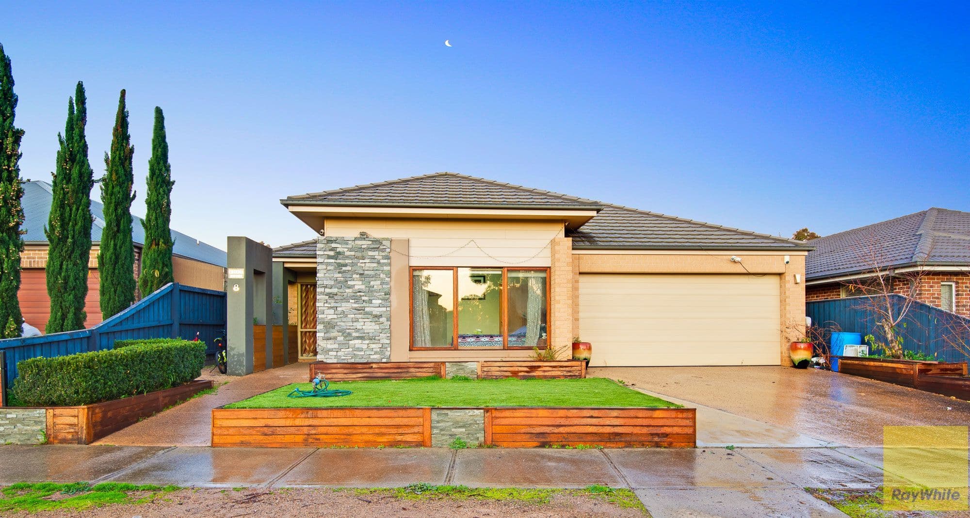 8 Emma Drive, Tarneit VIC 3029, Tarneit - Thumbnail 2