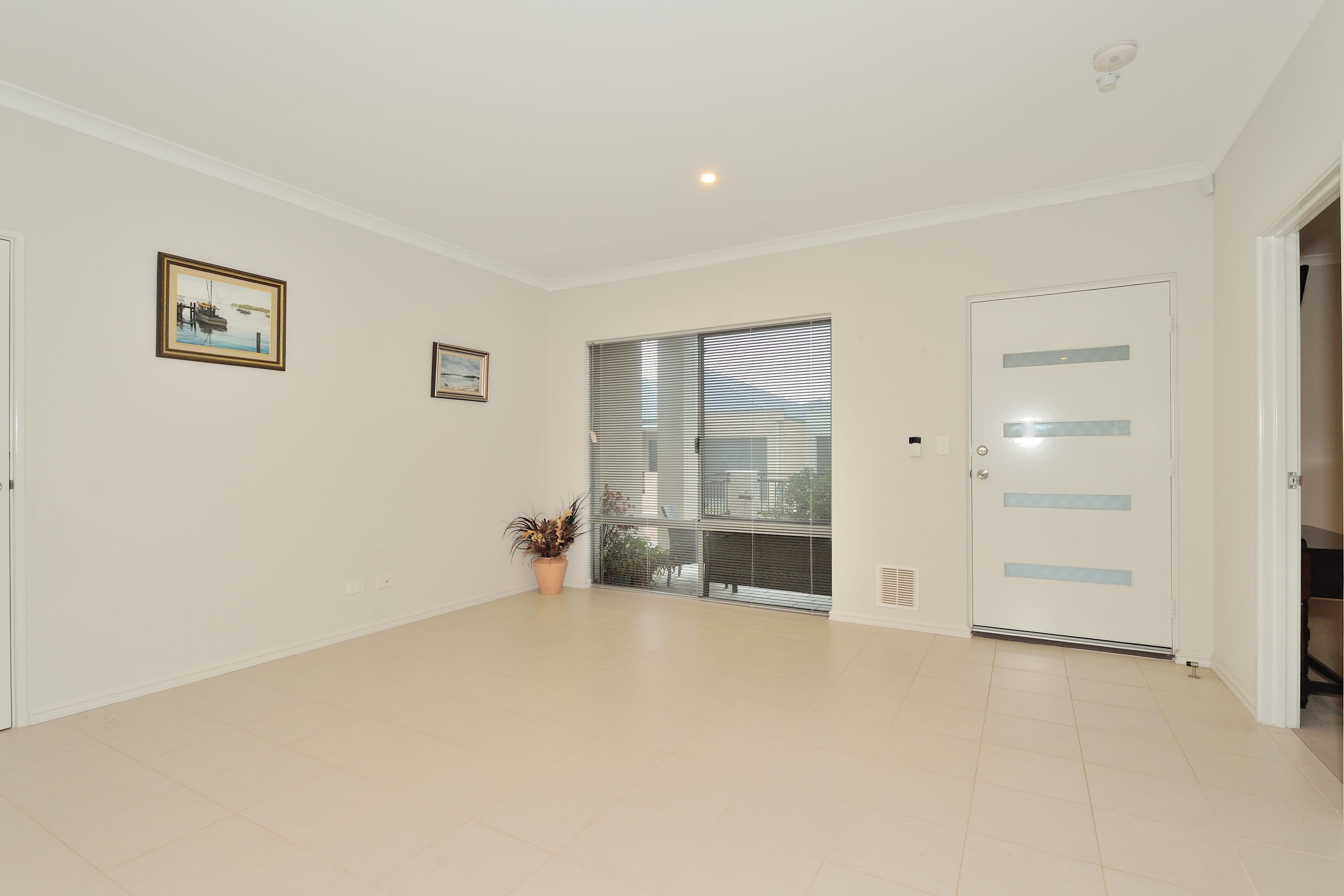 15 Gomez Way, Darch WA 6065, Darch - Thumbnail 4
