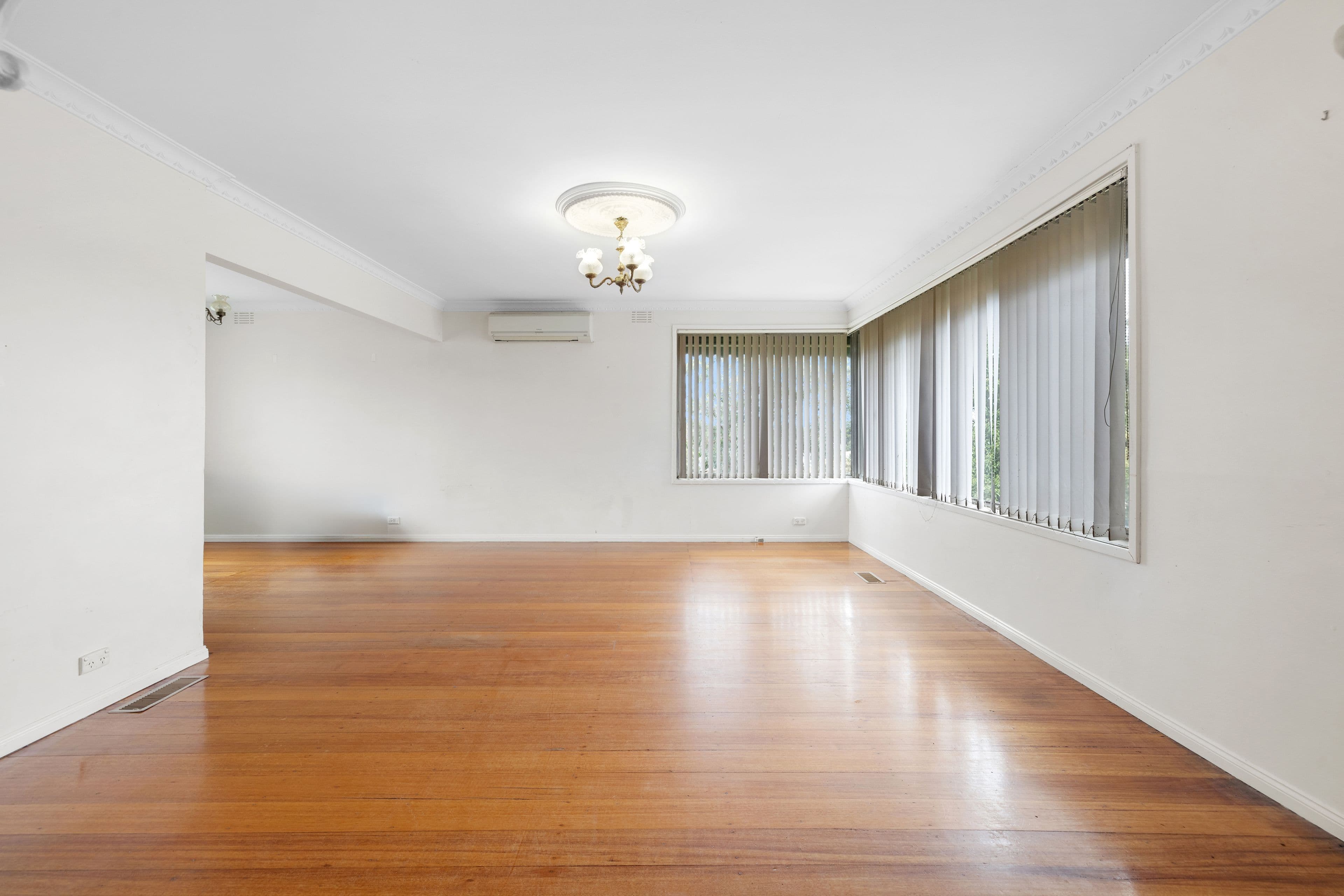 56 Winyard Drive, Mooroolbark VIC 3138, Mooroolbark - Thumbnail 3