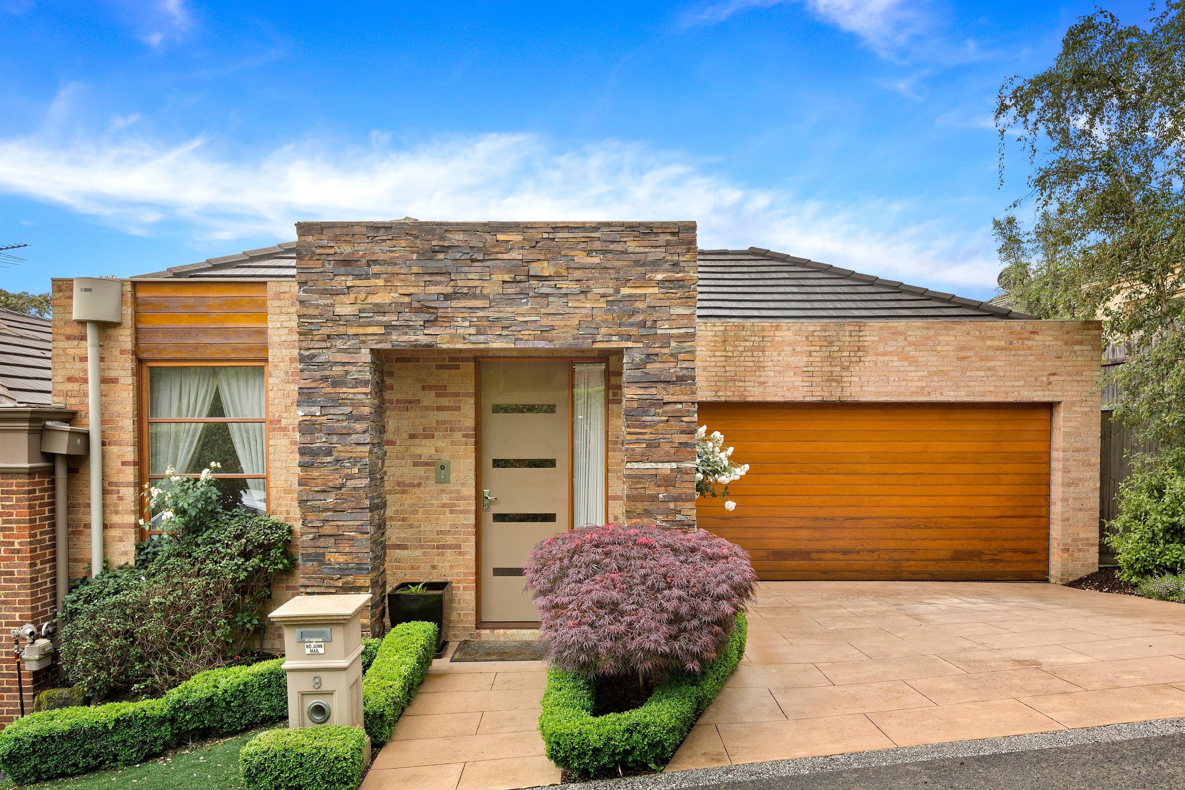 9 Halsbury Close, Doncaster East VIC 3109, Doncaster East - Image 1