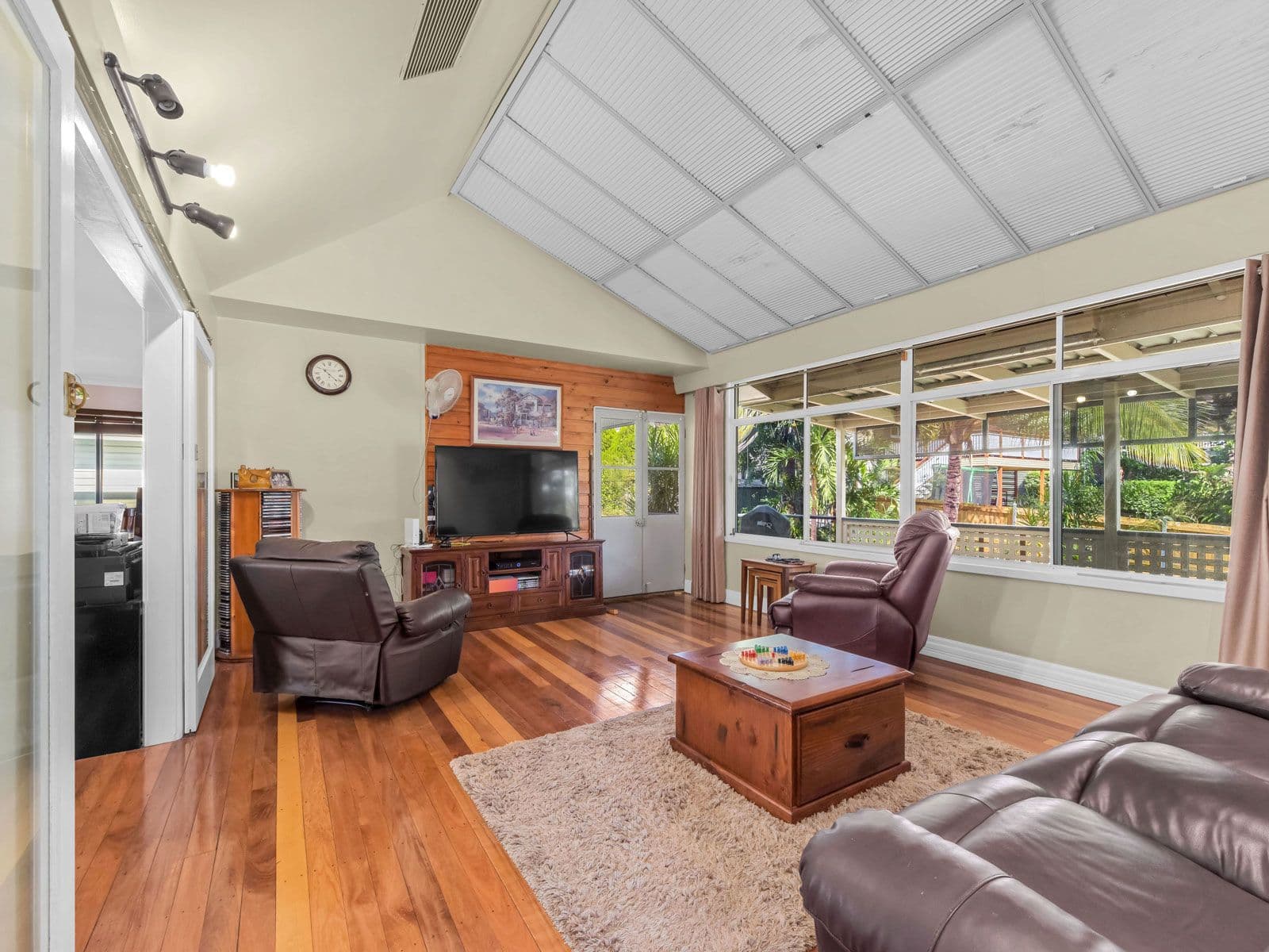 4 Grove Avenue, Arana Hills QLD 4054, Arana Hills - Thumbnail 2