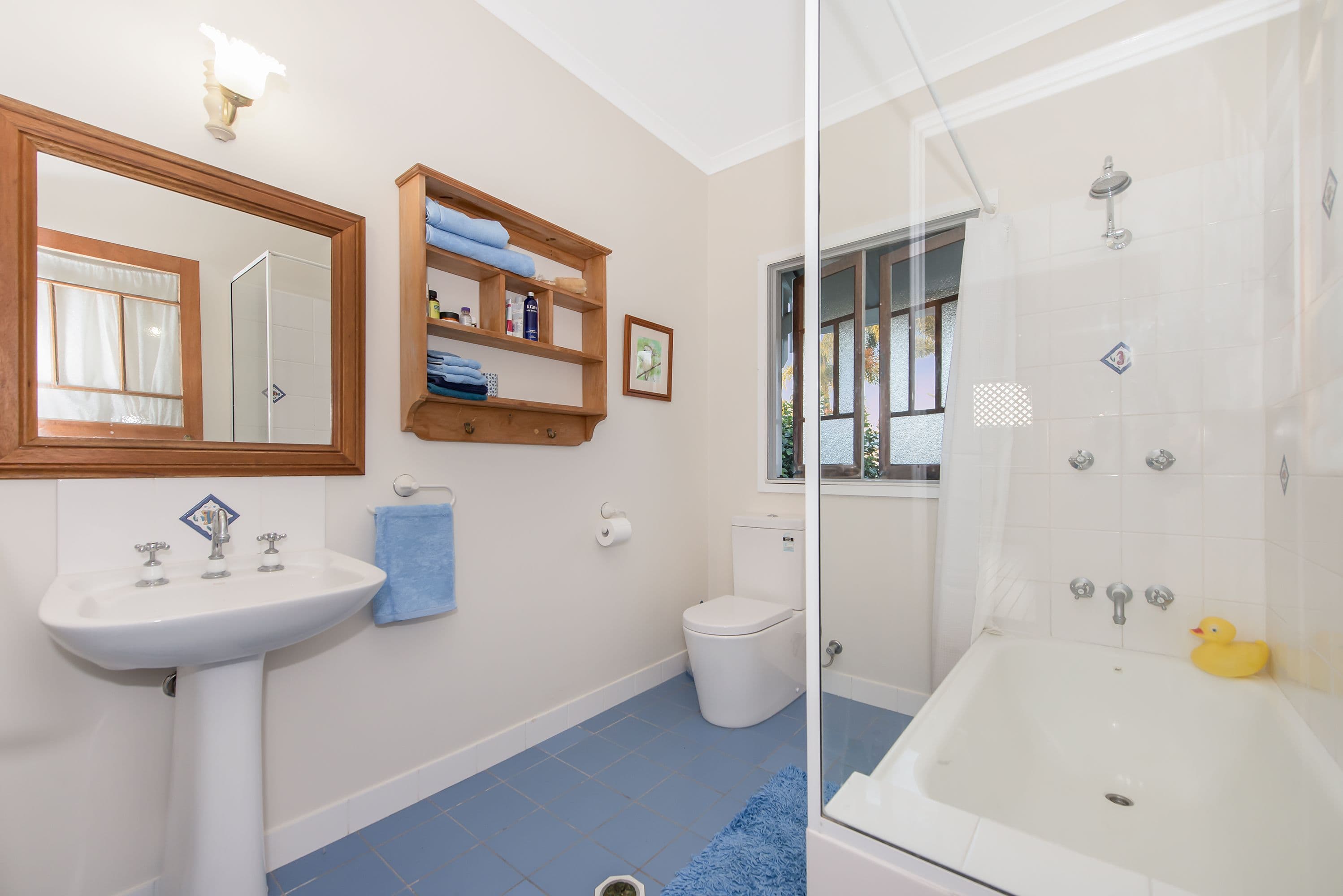 4 Comerford Crescent, Belgian Gardens QLD 4810, Belgian Gardens - Thumbnail 8