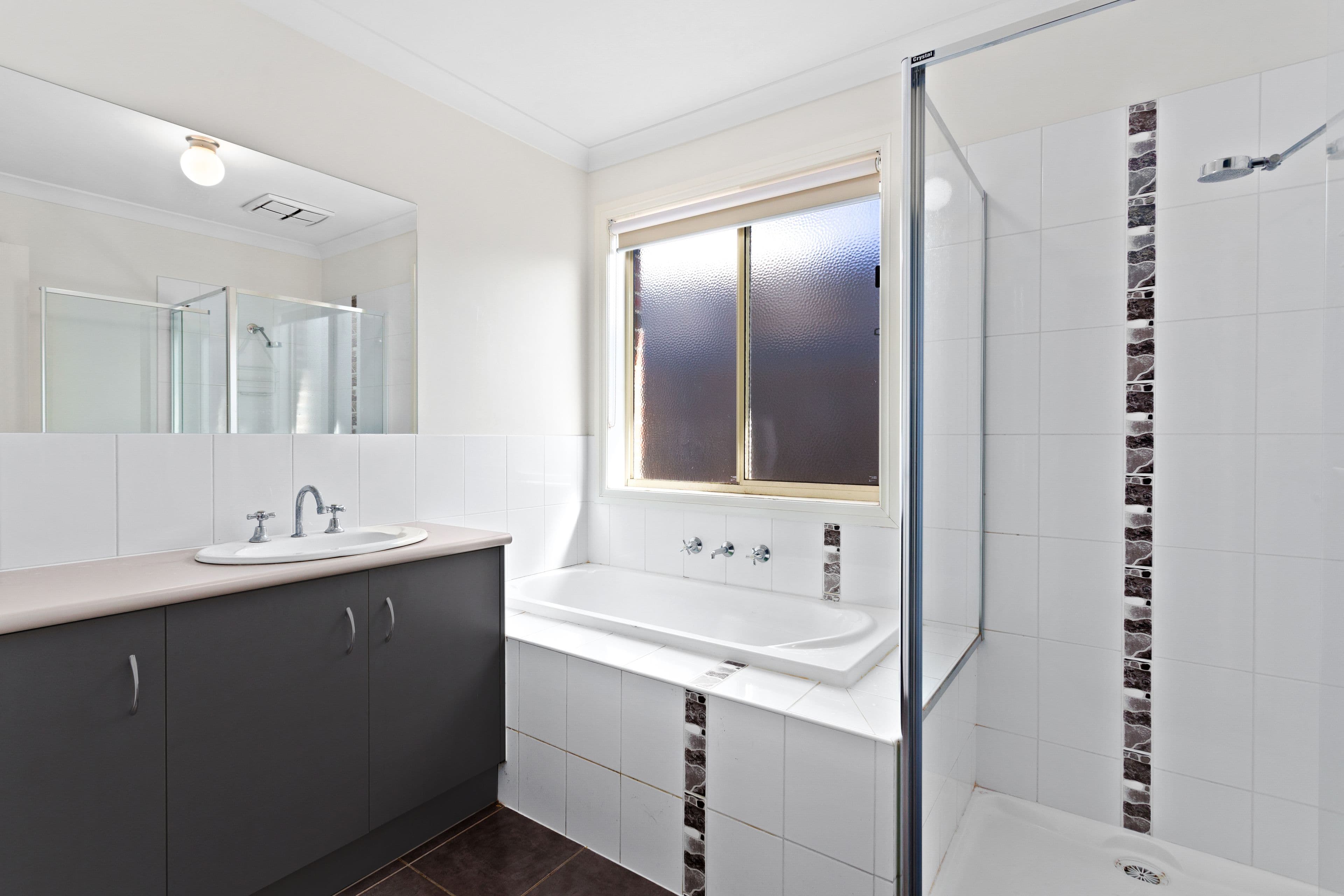 48 Summerhill Boulevard, Drouin VIC 3818, Drouin - Thumbnail 5