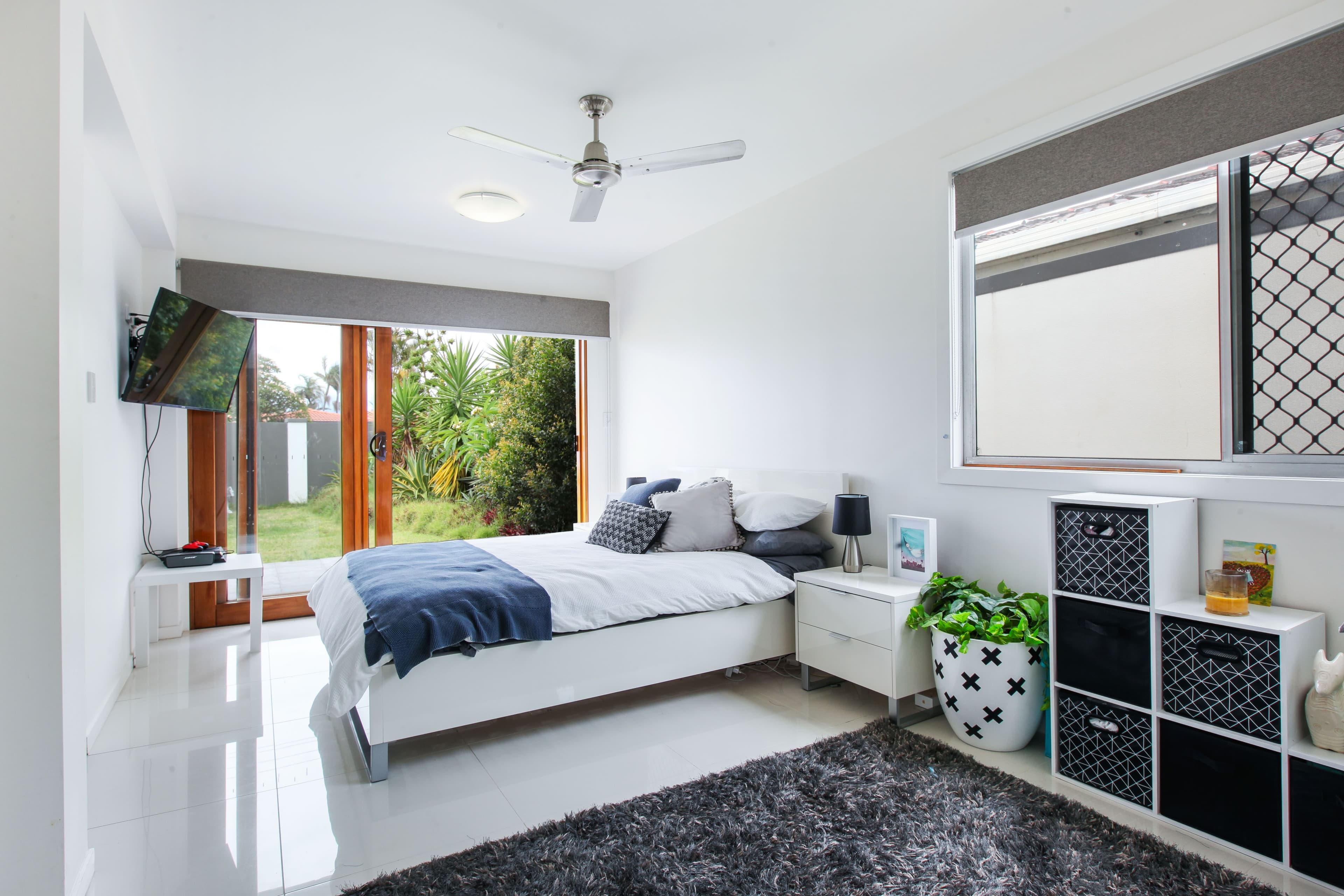 97 Monaco Street, Broadbeach Waters QLD 4218, Broadbeach Waters - Thumbnail 2