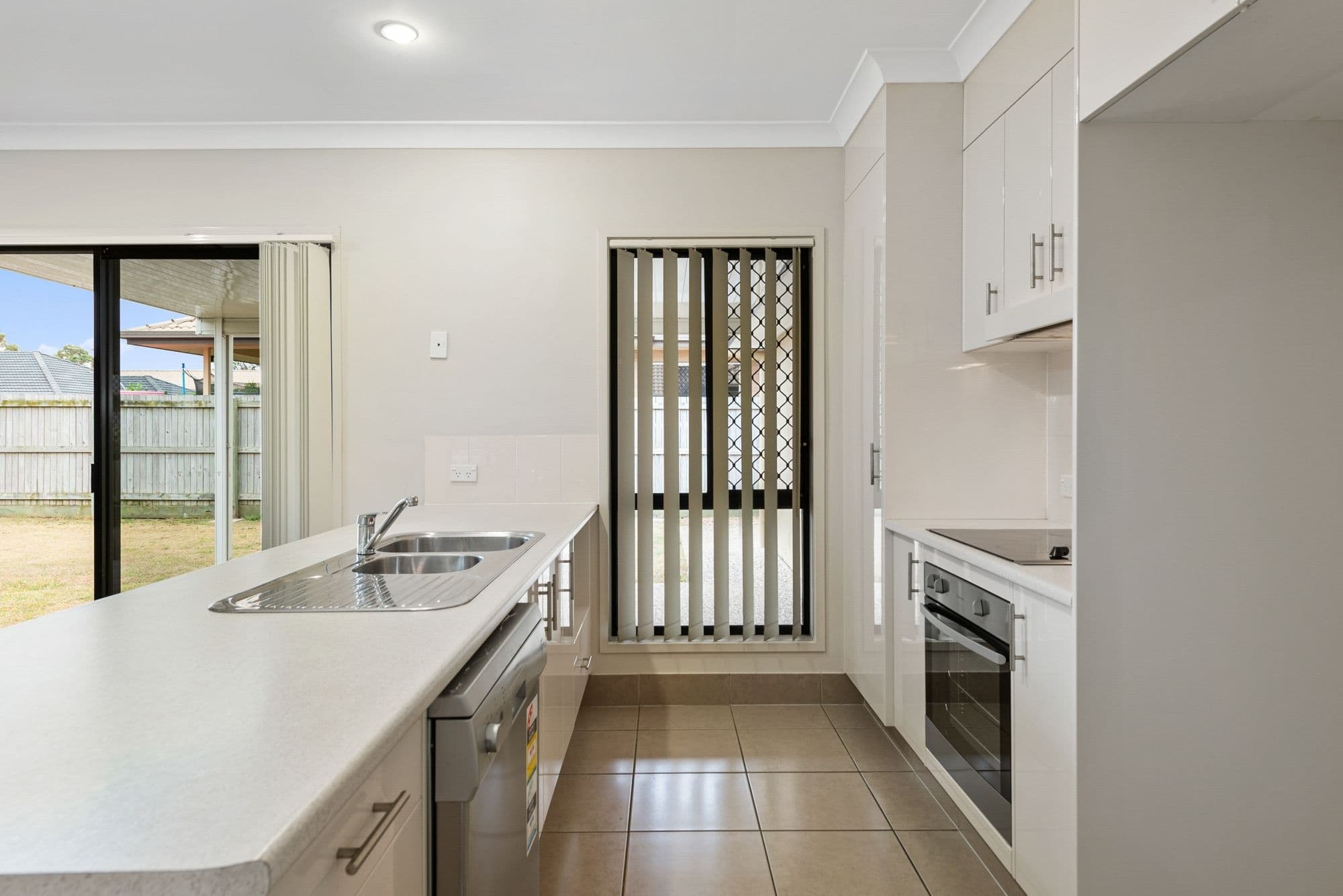 47 Astley Parade, North Lakes QLD 4509, North Lakes - Thumbnail 6