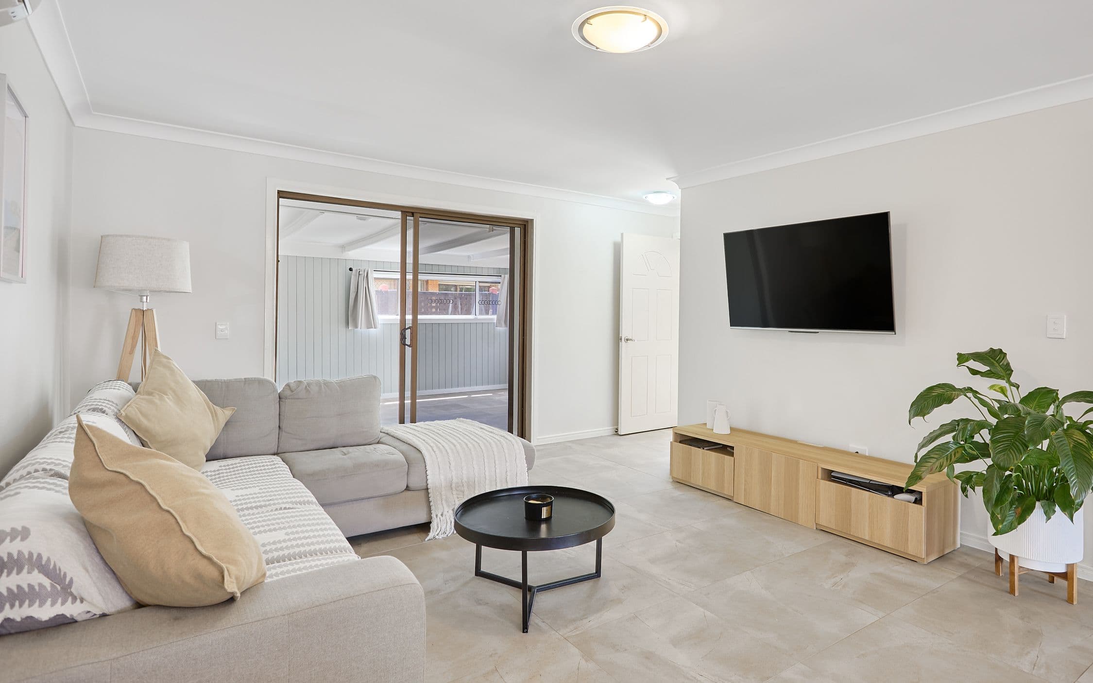 12 Landau Court, Miami QLD 4220, Miami - Thumbnail 4