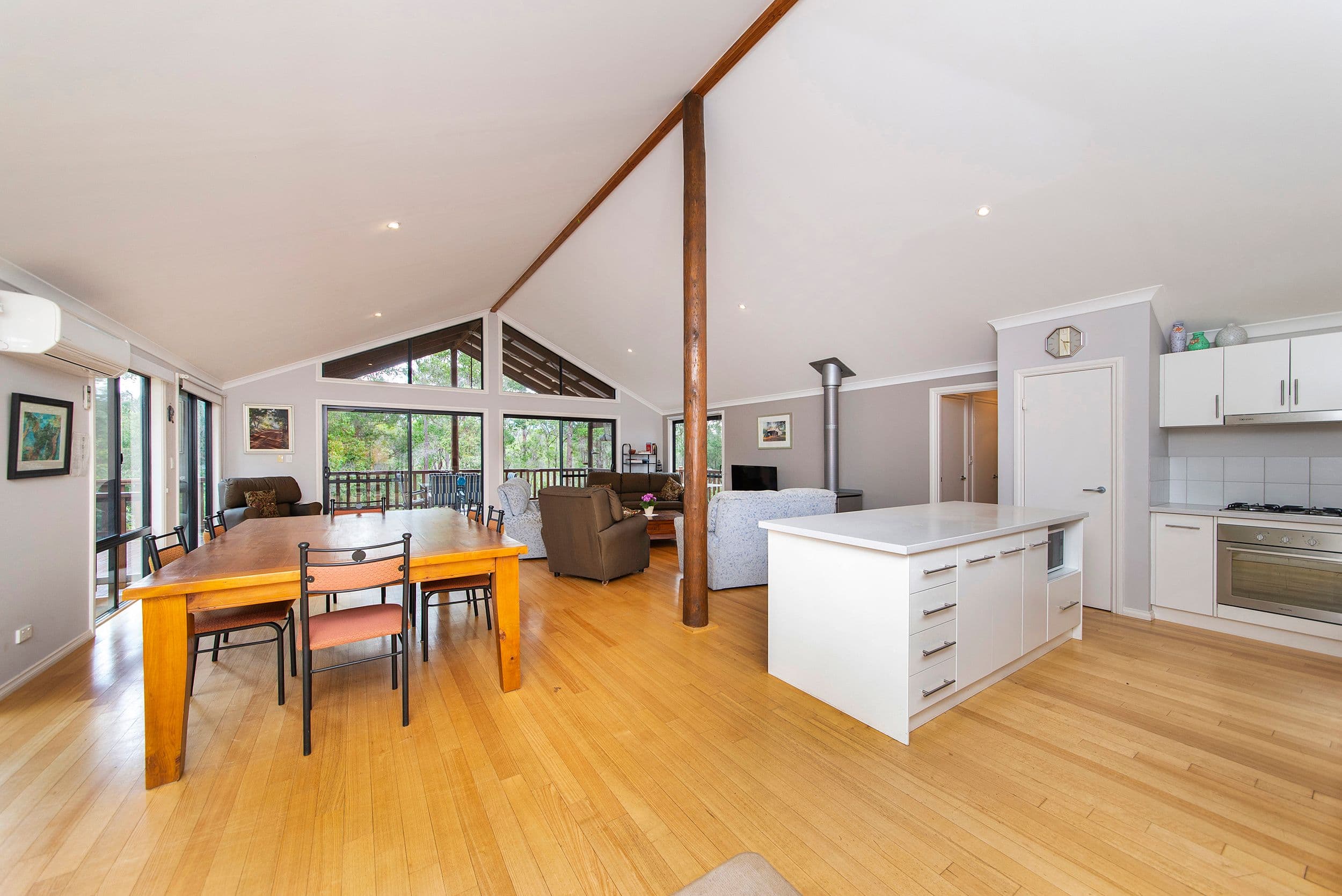 69 Hovea Place, Nannup WA 6275, Nannup - Thumbnail 3