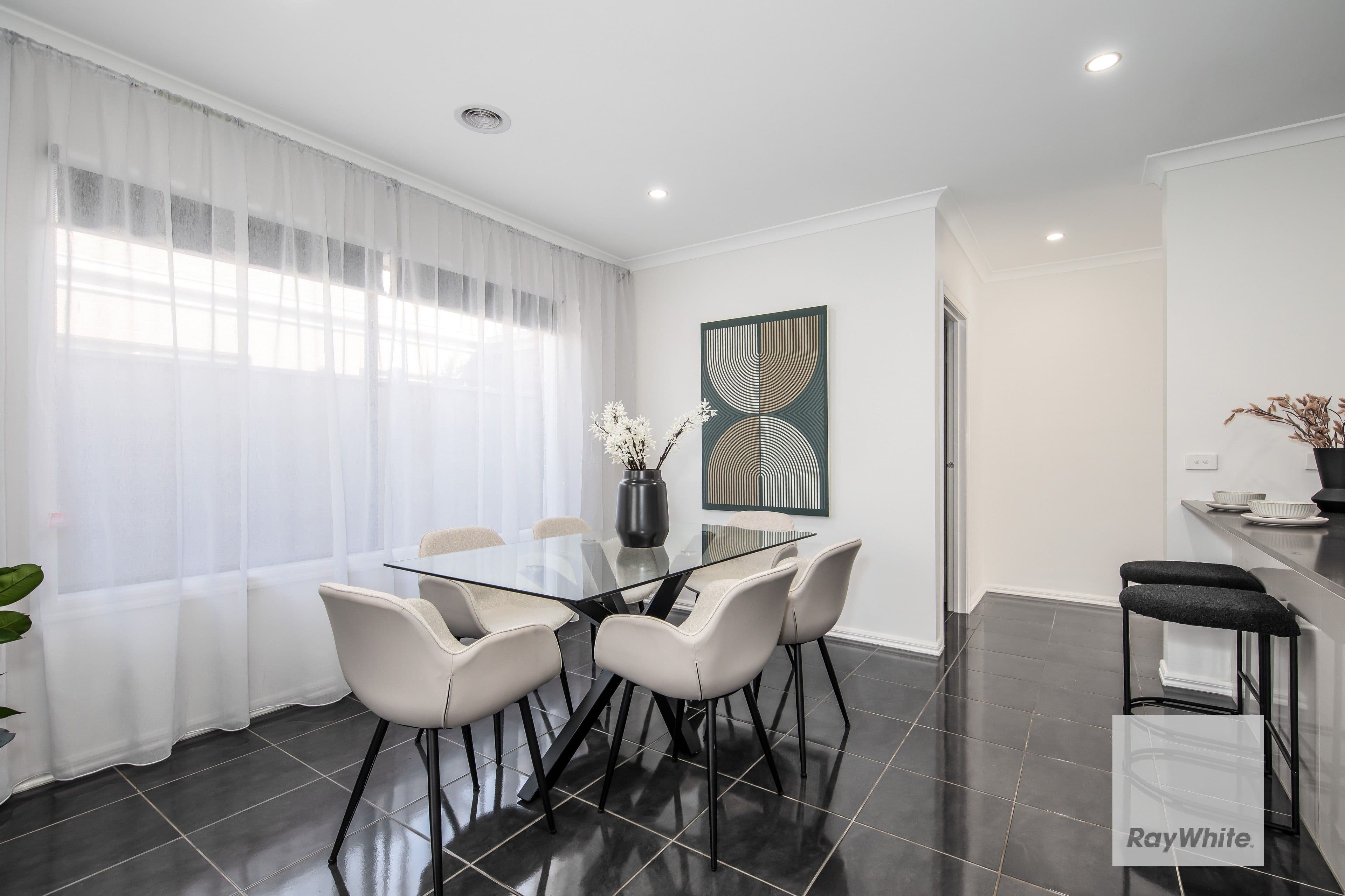 52 Murray Road, THORNHILL PARK VIC 3335, Thornhill Park - Thumbnail 3