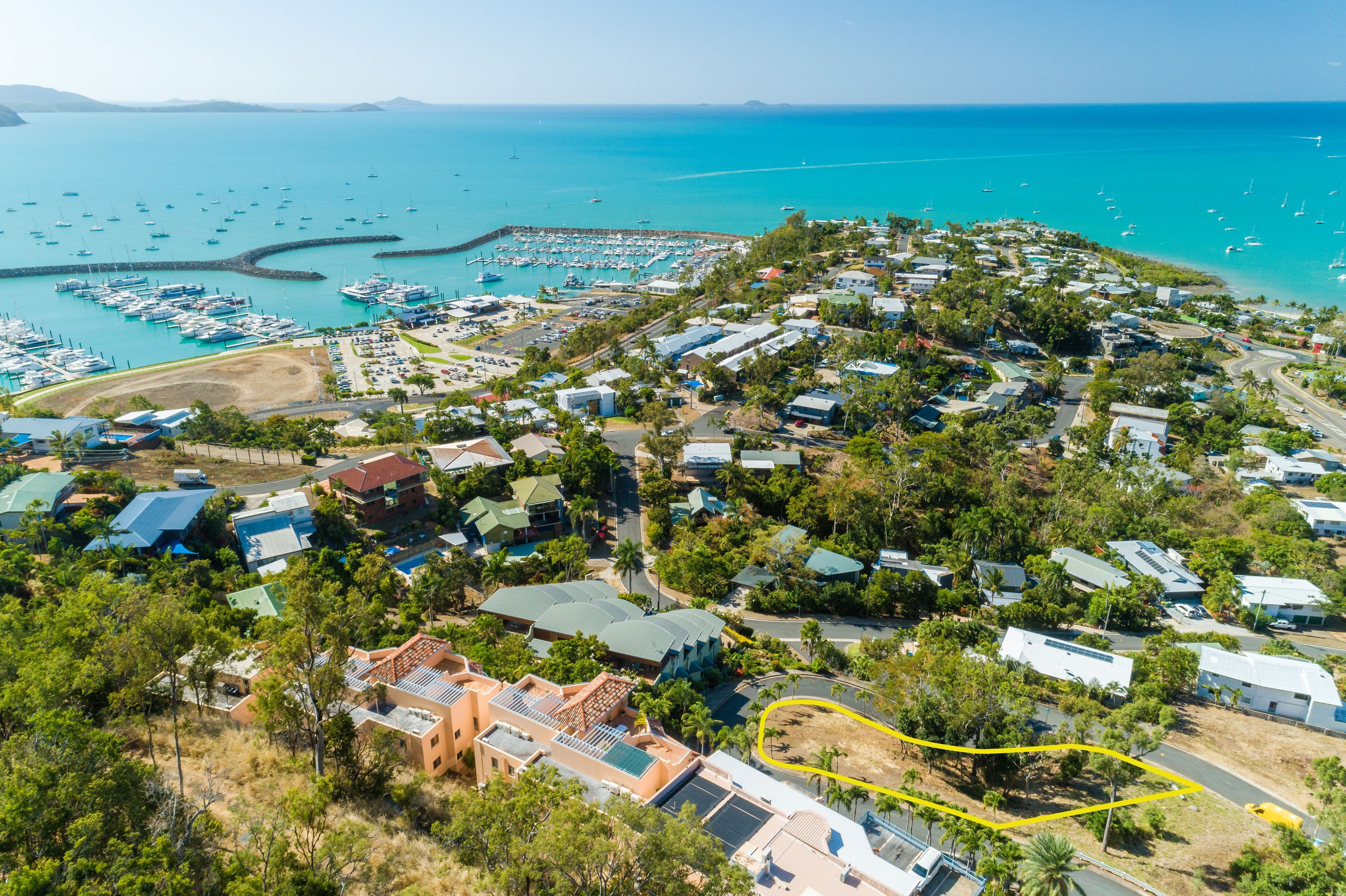 4 Nara Avenue, Airlie Beach QLD 4802, Airlie Beach - Image 1
