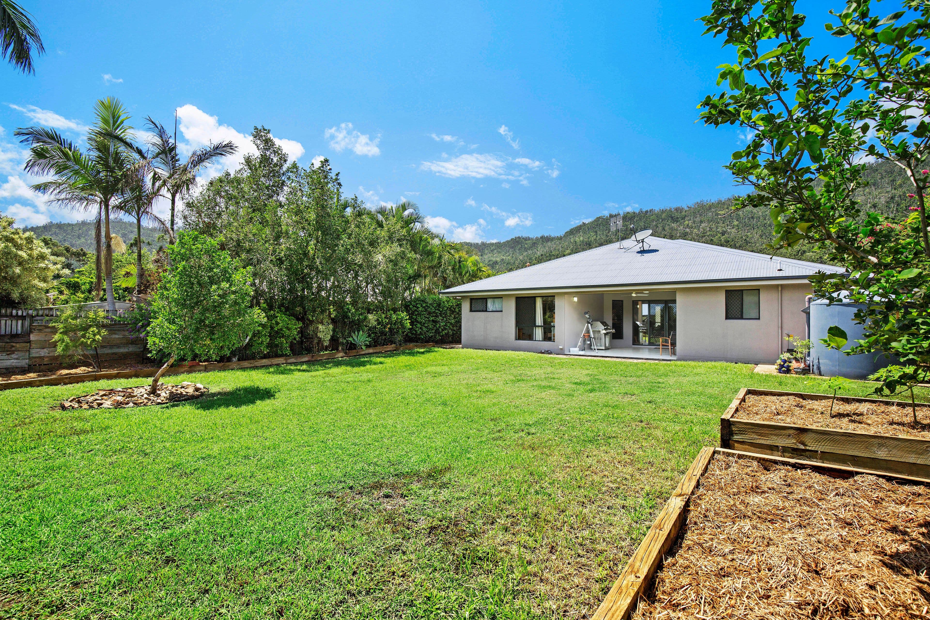 30 Sanctuary Avenue, Jubilee Pocket QLD 4802, Jubilee Pocket - Thumbnail 5