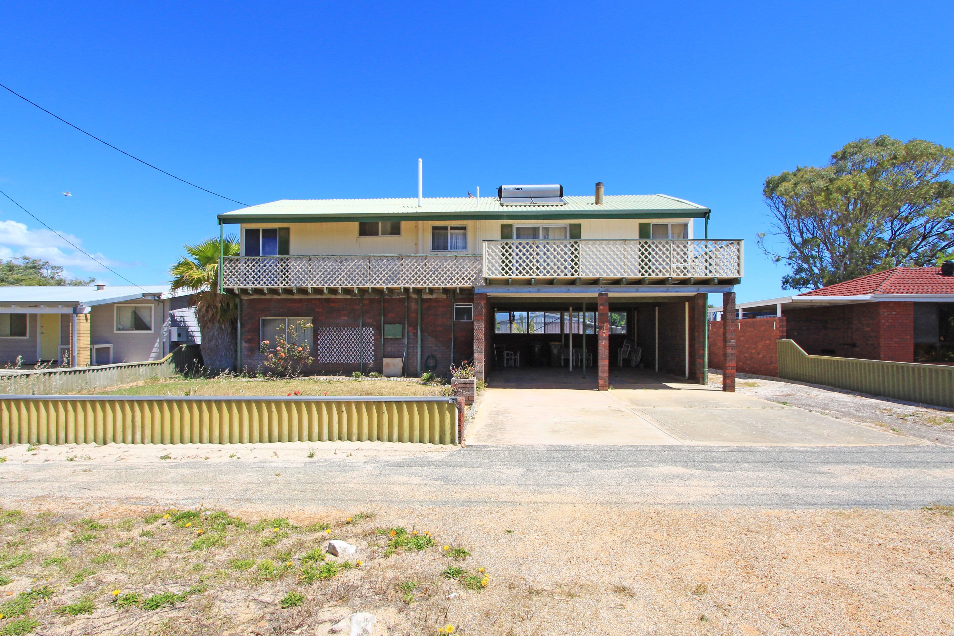 7 Lindsay Street, Jurien Bay WA 6516, Jurien Bay - Image 1