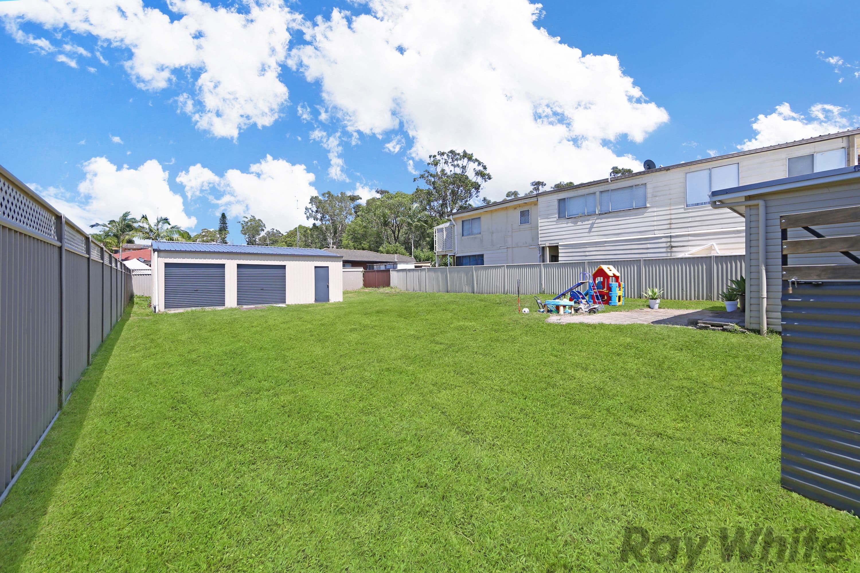 80 Elizabeth Bay Drive, Lake Munmorah - Thumbnail 3