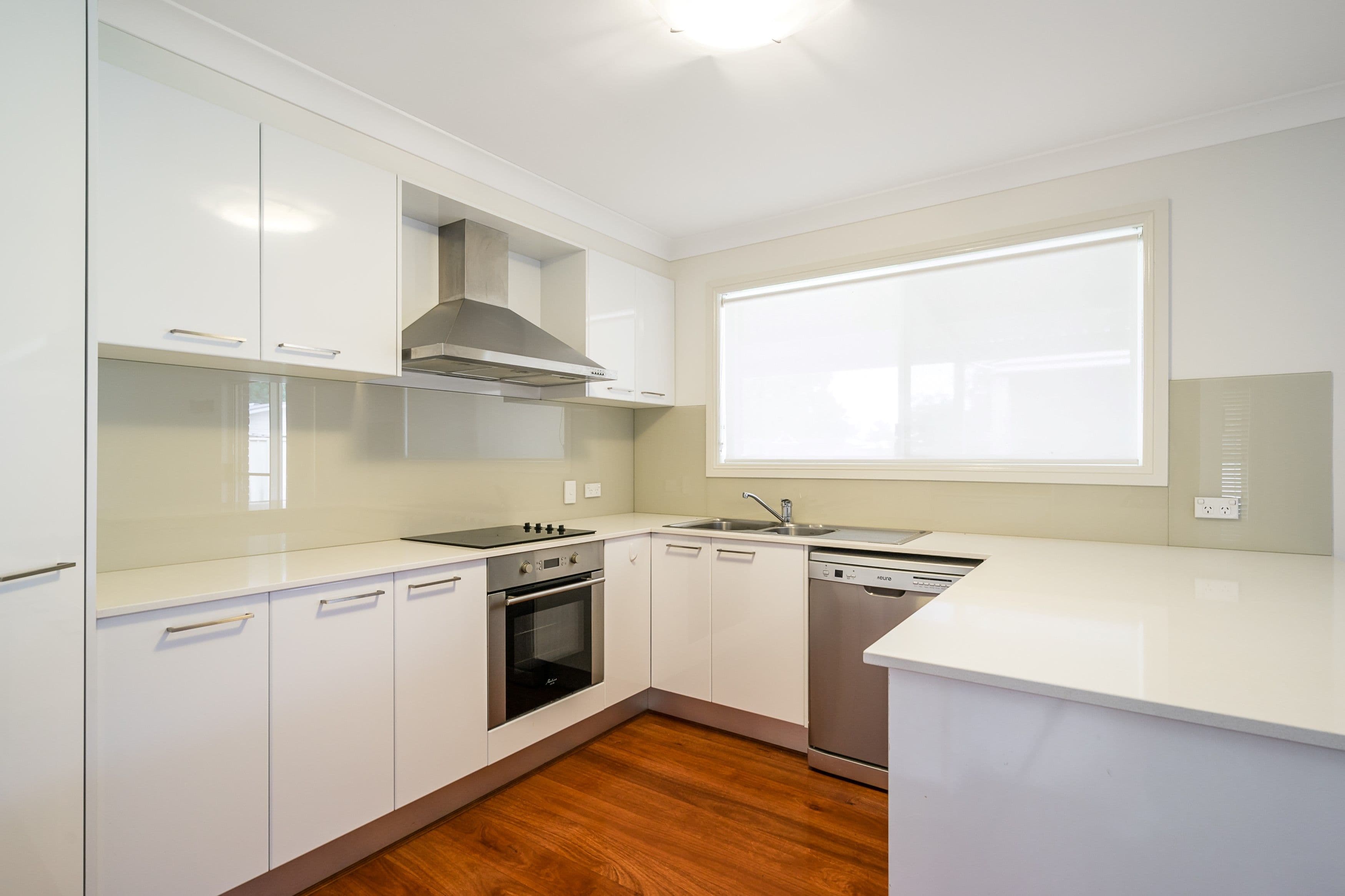 8 Bomen Street, Ballimore - Thumbnail 2