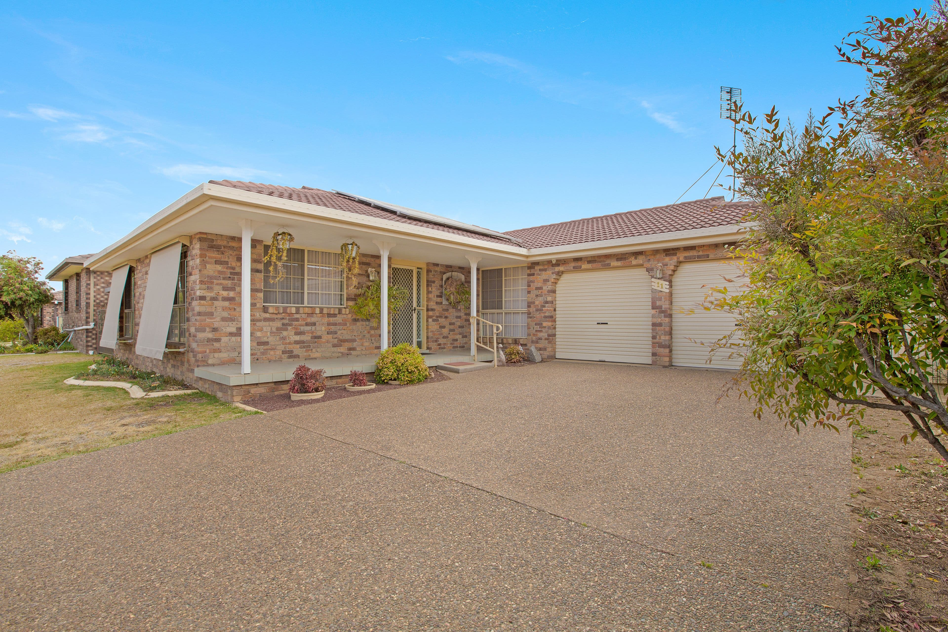 11 Mullumbimby Close, Tamworth NSW 2340, Tamworth - Image 1