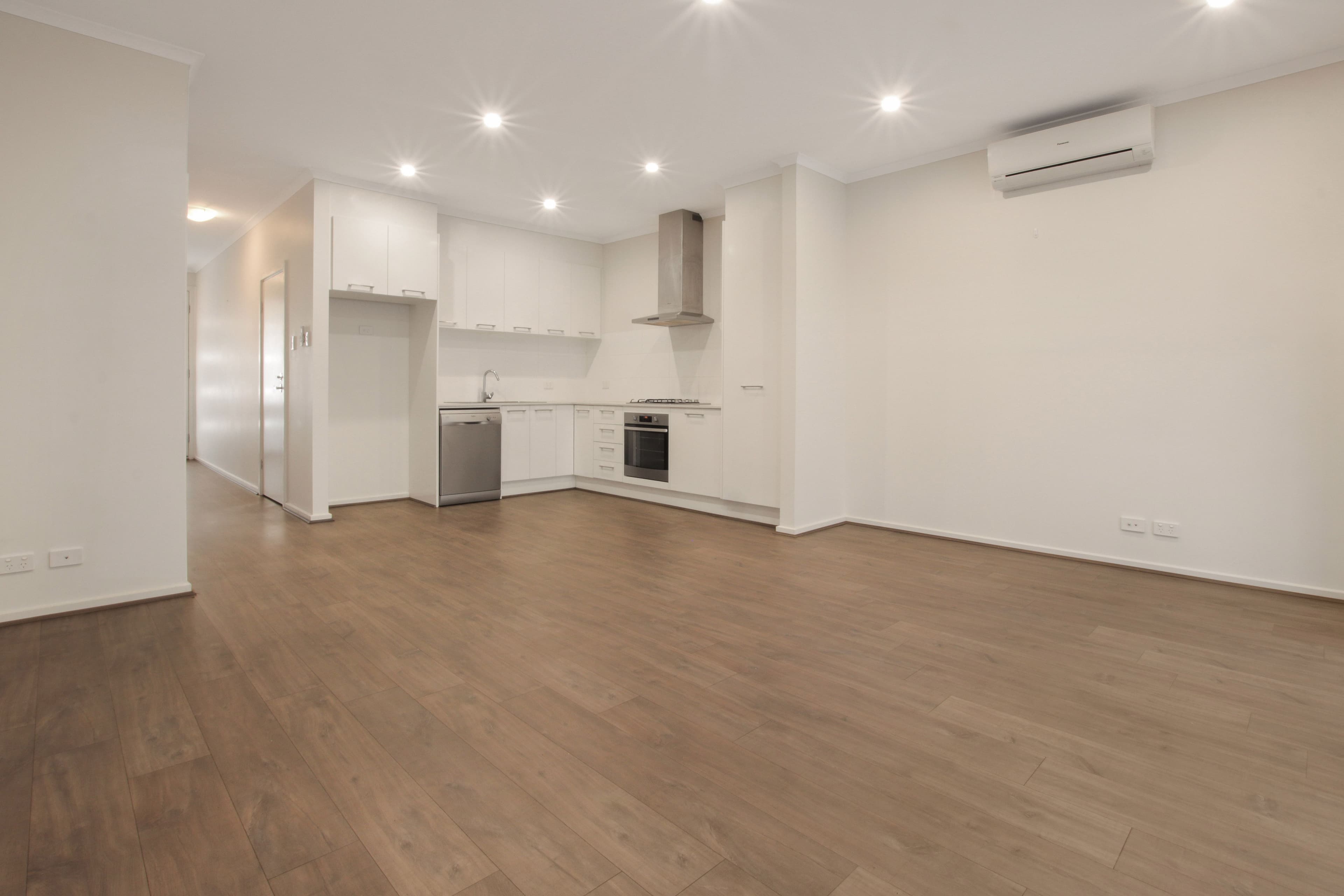17 Greenview Place, Blakeview SA 5114, Blakeview - Thumbnail 2