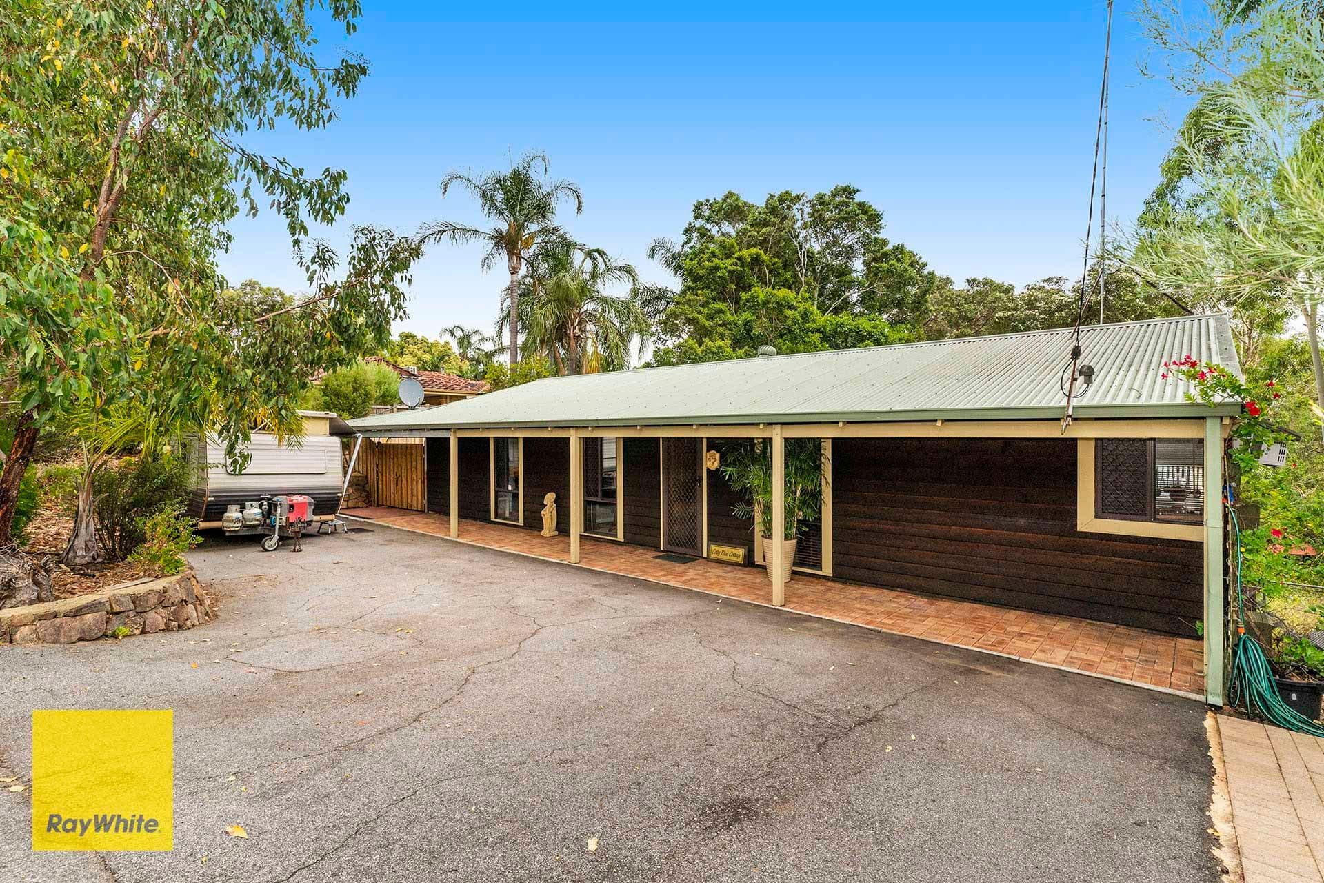25 Watsonia Road, Gooseberry Hill WA 6076, Gooseberry Hill - Thumbnail 2