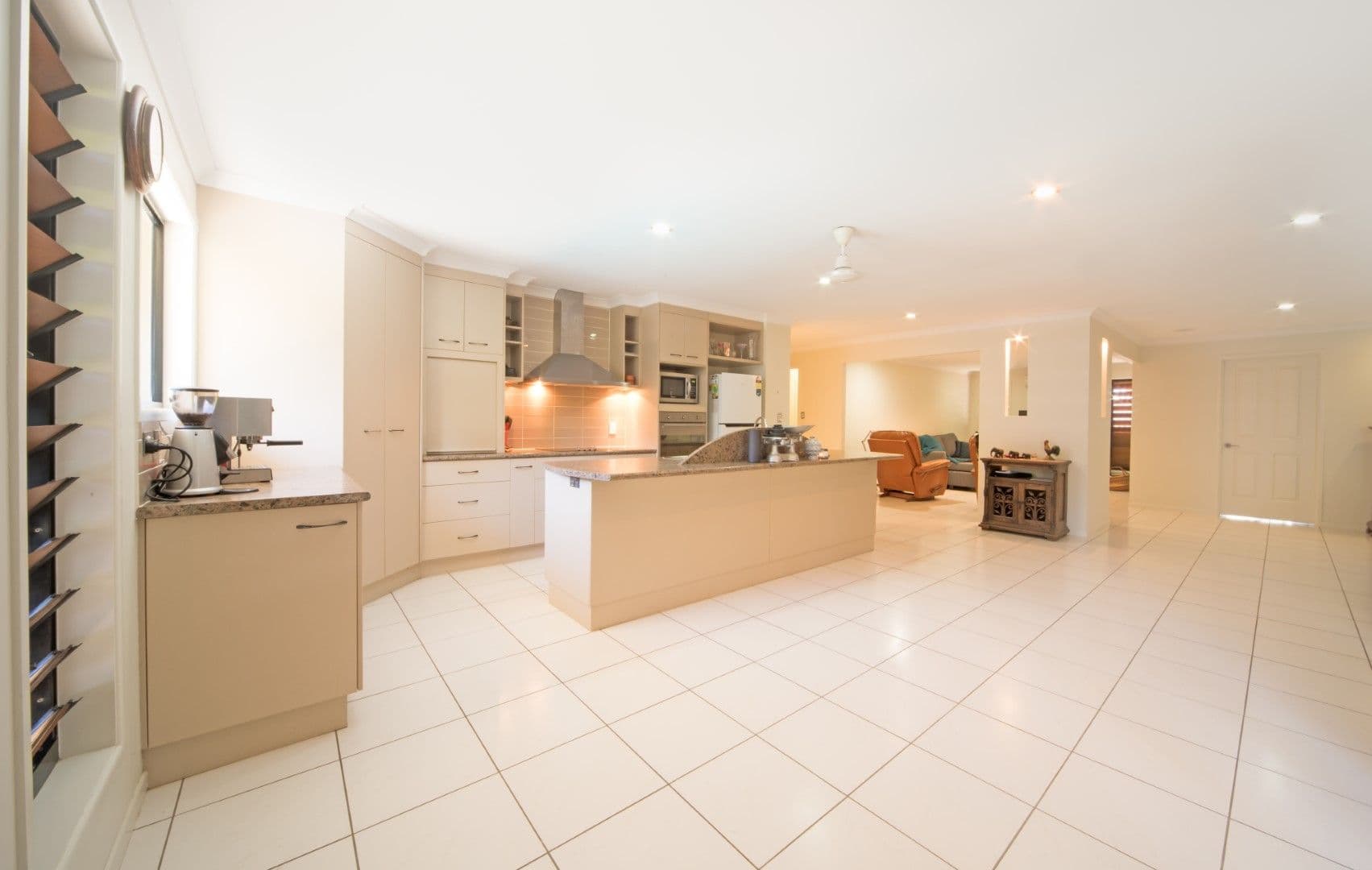 15 Jonquill Court, Cannonvale QLD 4802, Cannonvale - Thumbnail 3