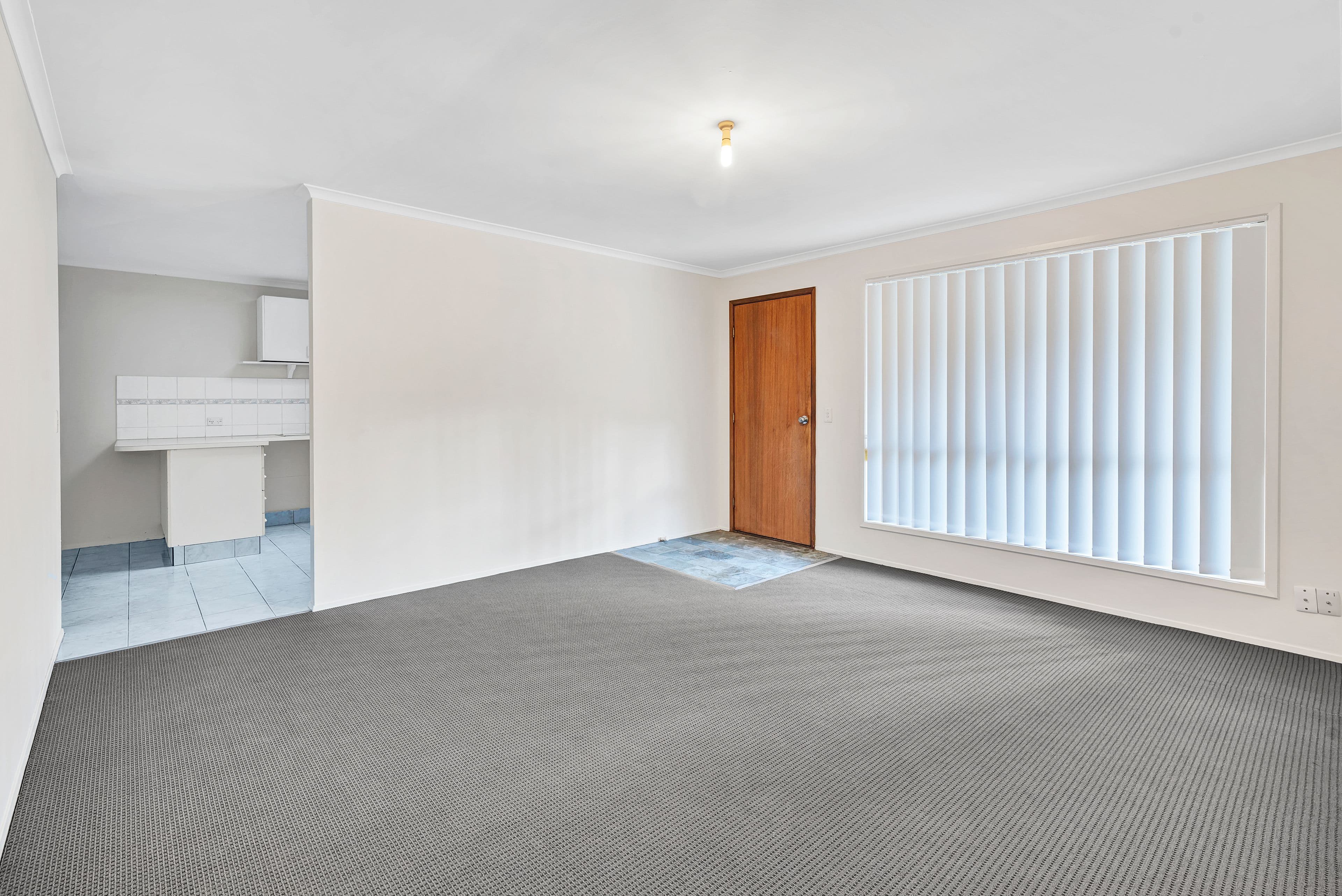 4 Hepburn Court, Oxenford QLD 4210, Oxenford - Thumbnail 2