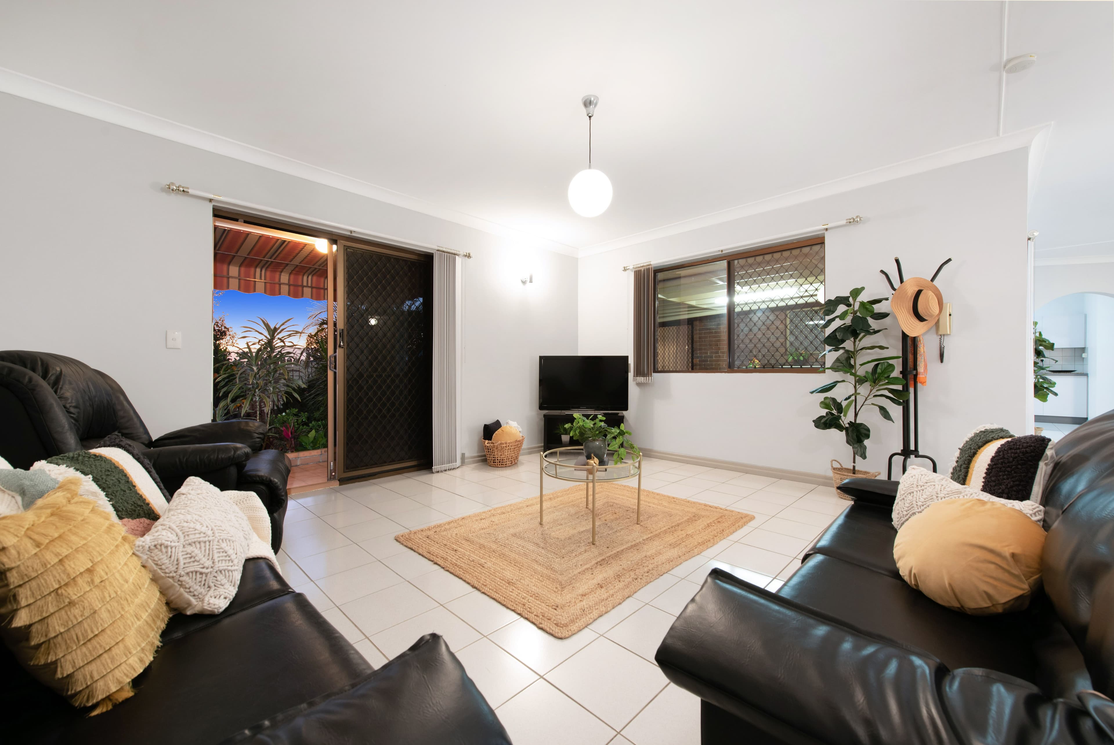 9 Gon Chee Court, Carindale QLD 4152, Carindale - Thumbnail 3