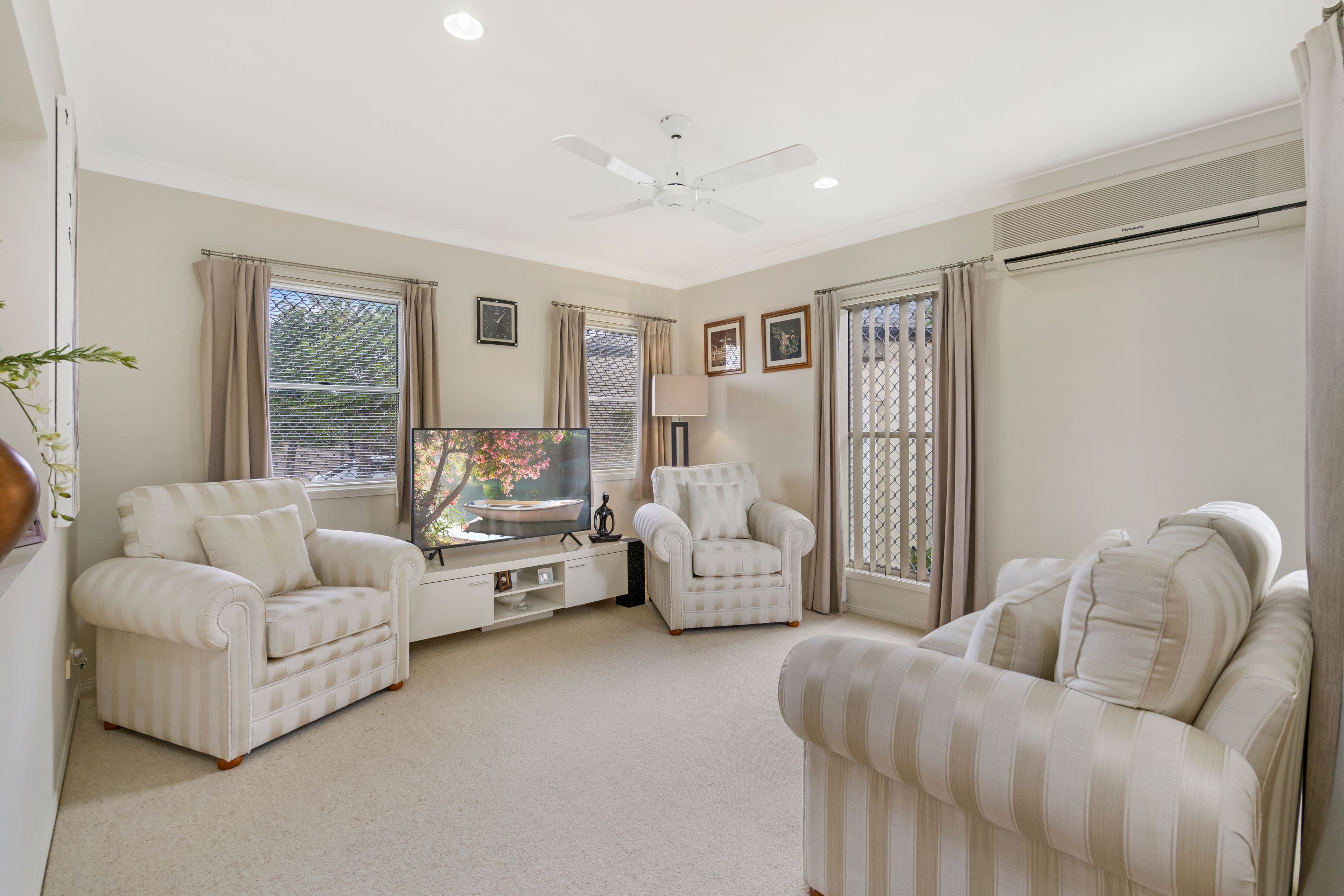9 Bella Donna Place, Robina QLD 4226, Robina - Thumbnail 2