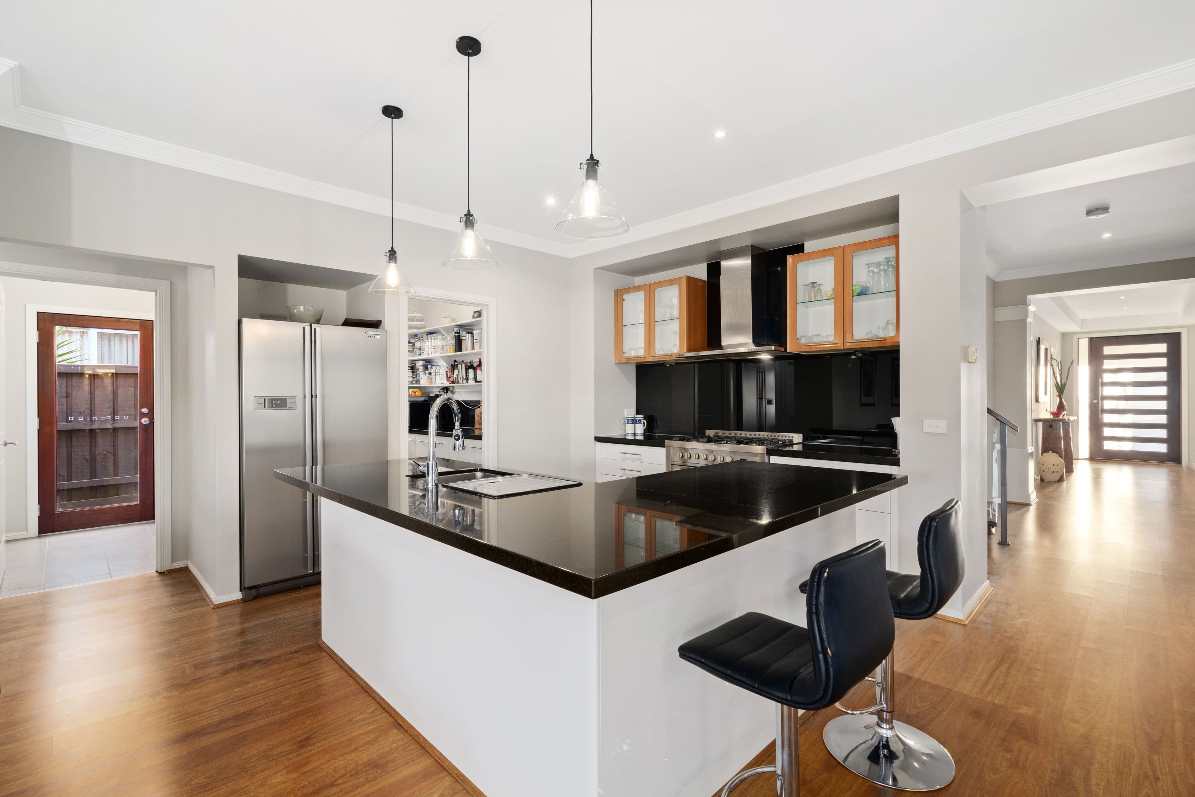 33 Fitzjohns Drive, Bundoora VIC 3083, Bundoora - Thumbnail 3