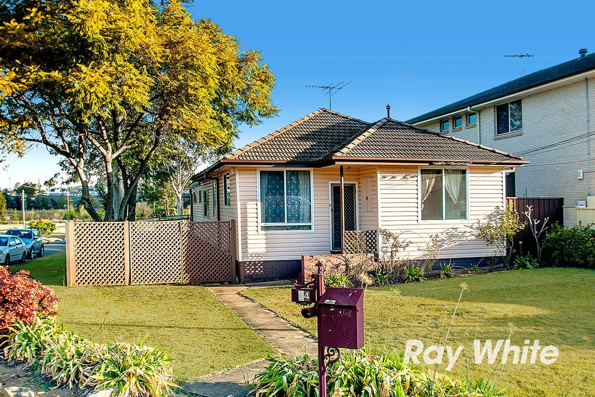 34 Rowley Street, Seven Hills - Image 1