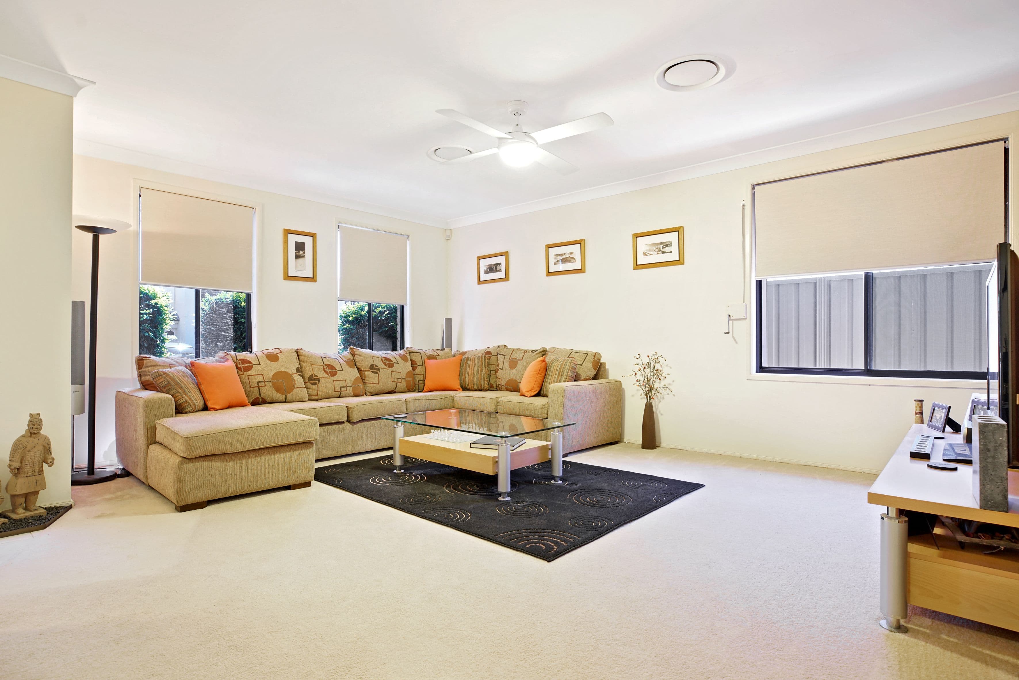 16 Kingsfield Avenue, Glenmore Park - Thumbnail 4