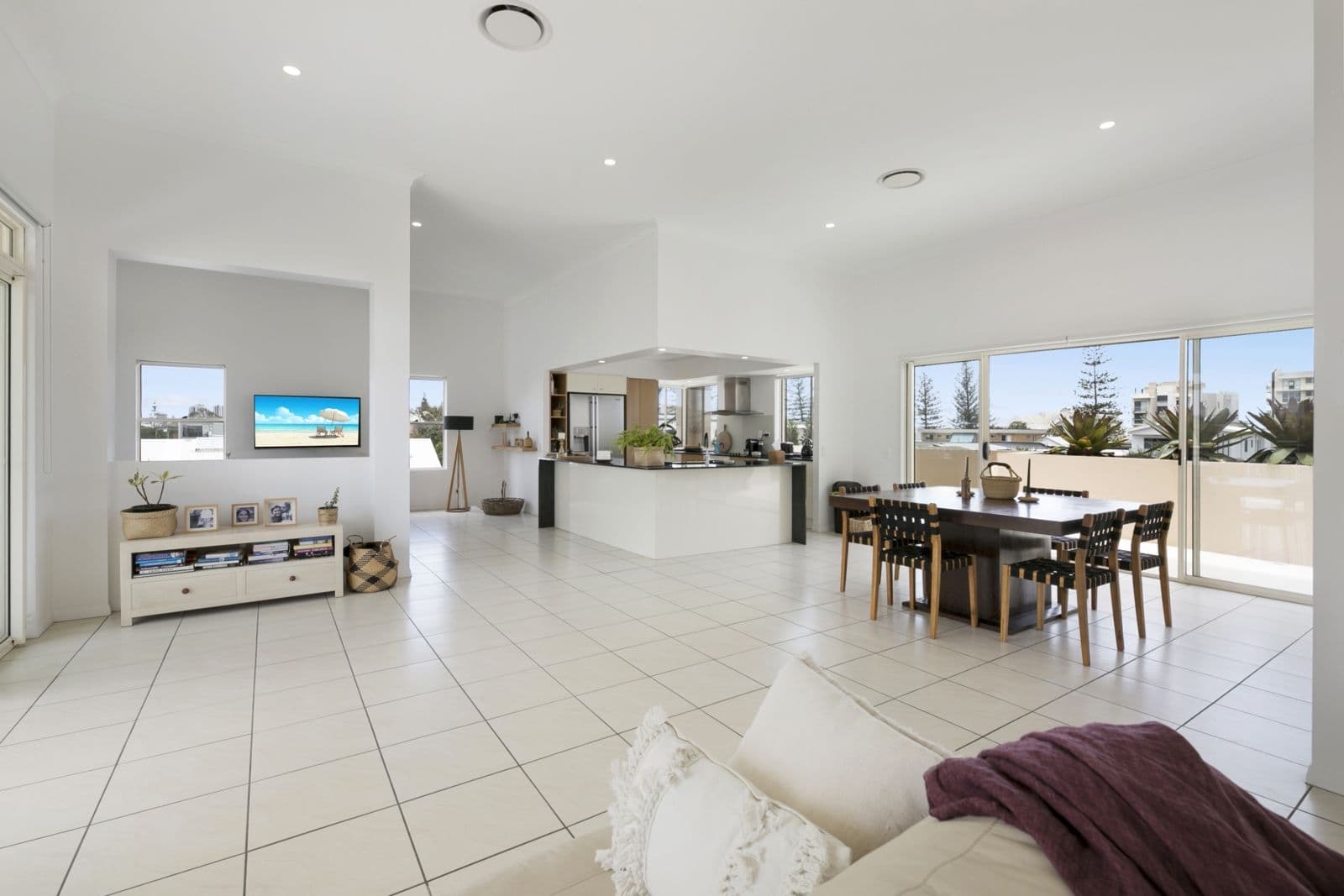 59-61 Petrel Avenue, Mermaid Beach QLD 4218, Mermaid Beach - Thumbnail 7