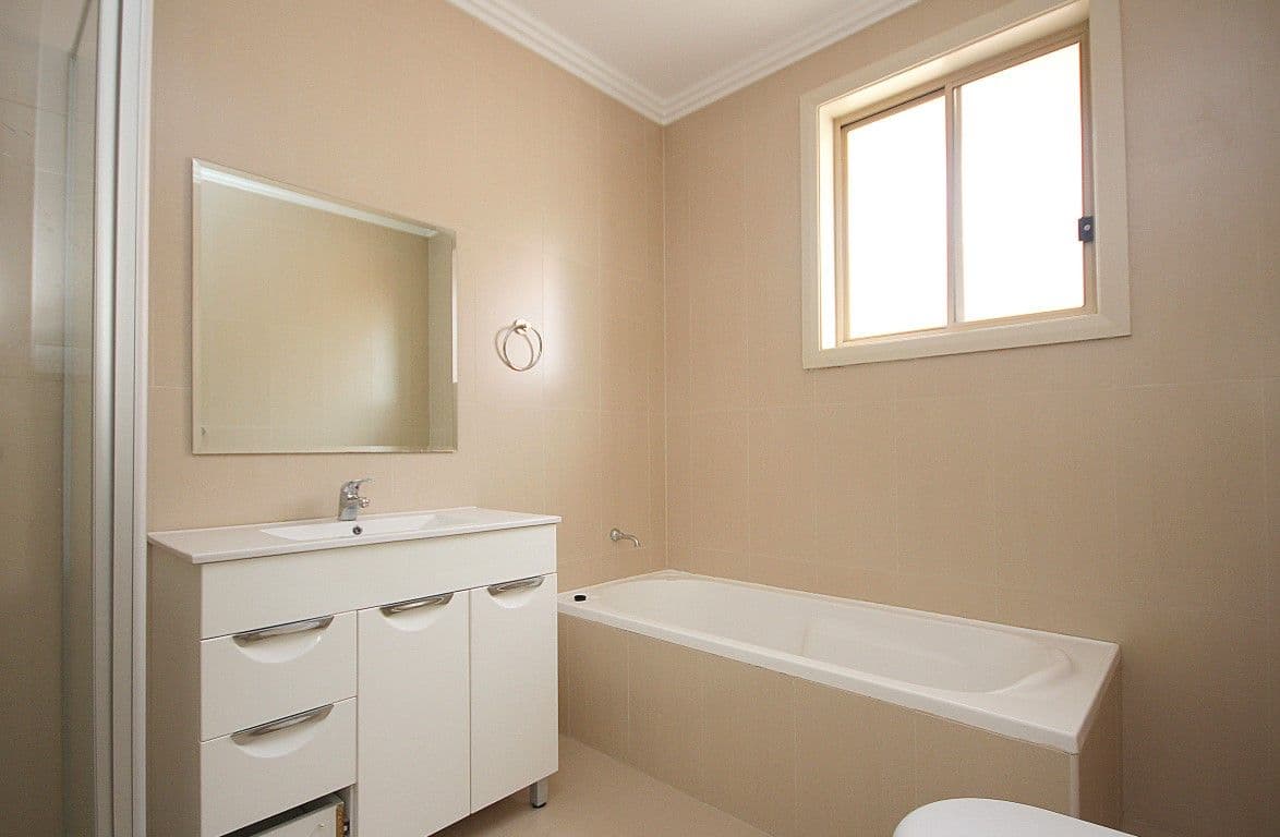 1/70 Taylor Street, Condell Park NSW 2200, Condell Park - Thumbnail 4