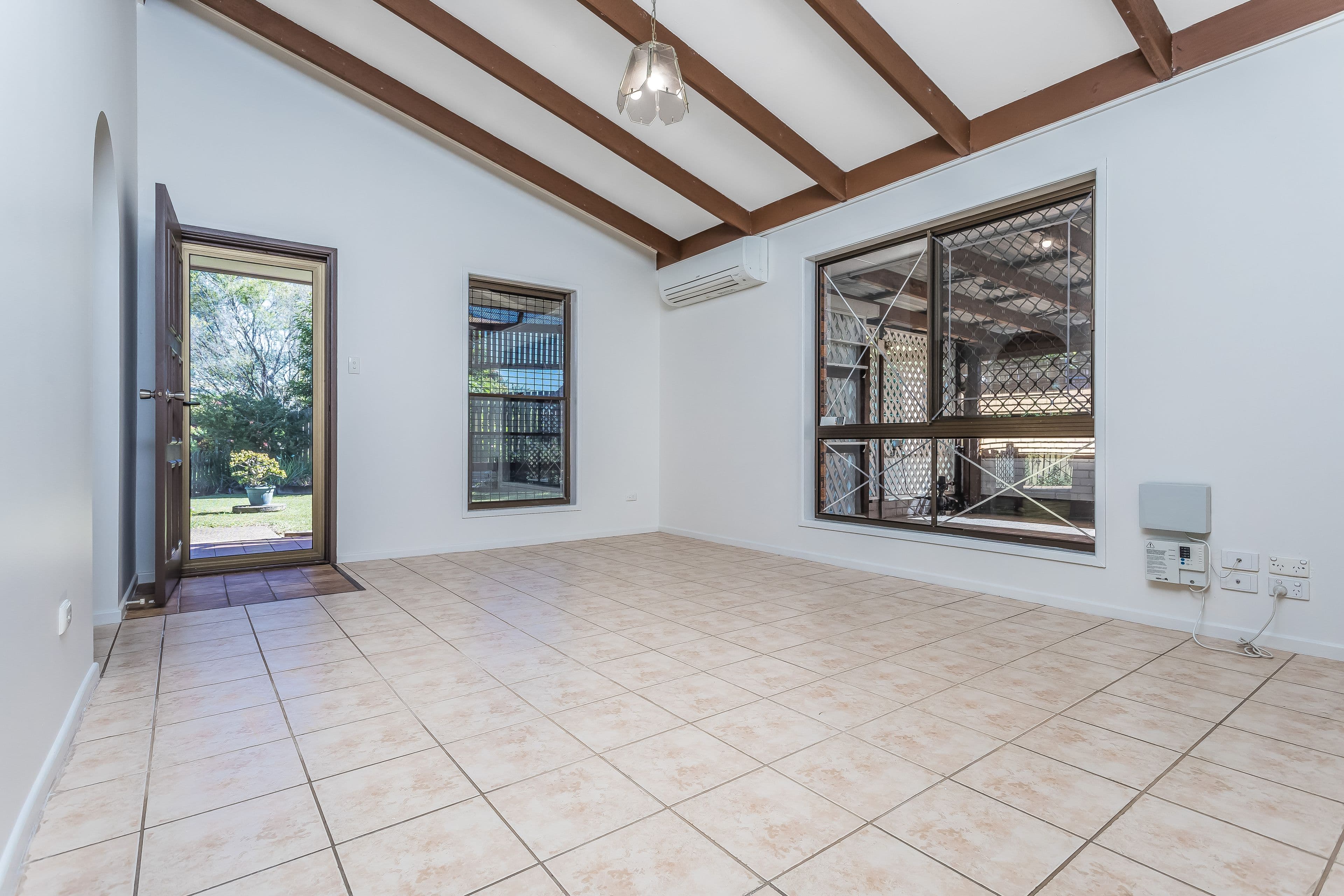8 Applemint Court, Kallangur QLD 4503, Kallangur - Thumbnail 3