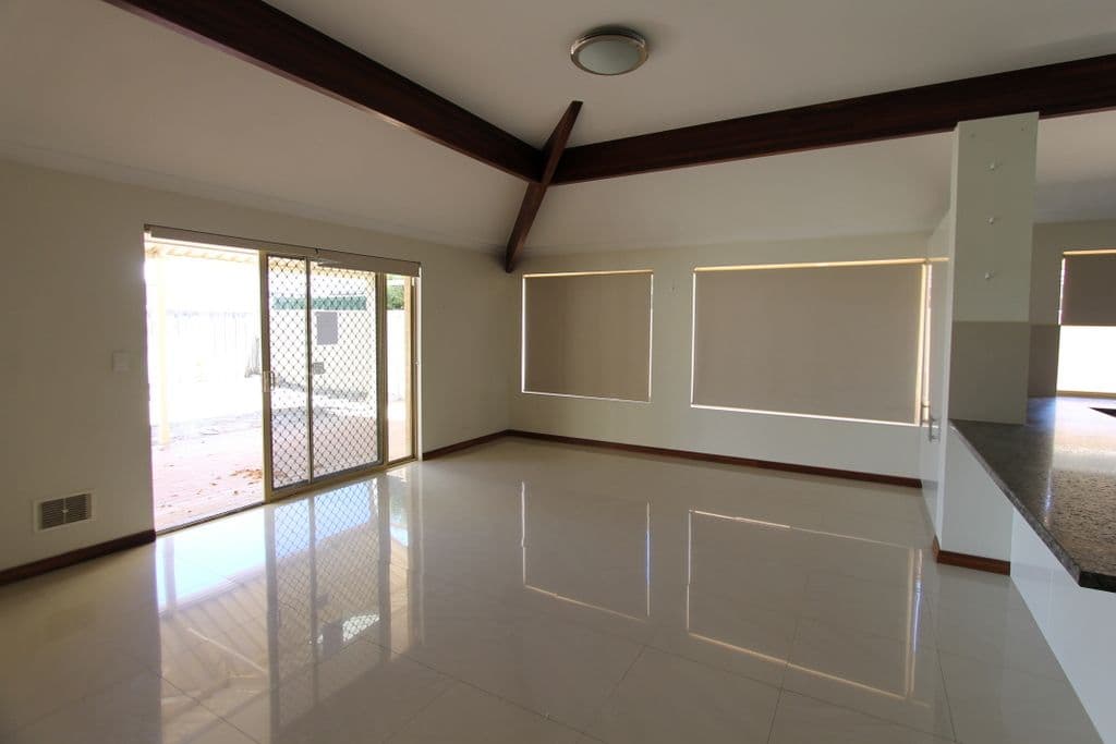 79 Star Bush Crescent, Ellenbrook WA 6069, Ellenbrook - Thumbnail 4