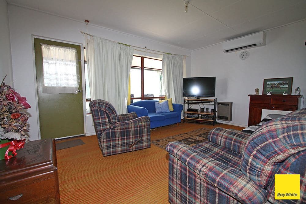 28 Powell Street, Bungendore - Thumbnail 3