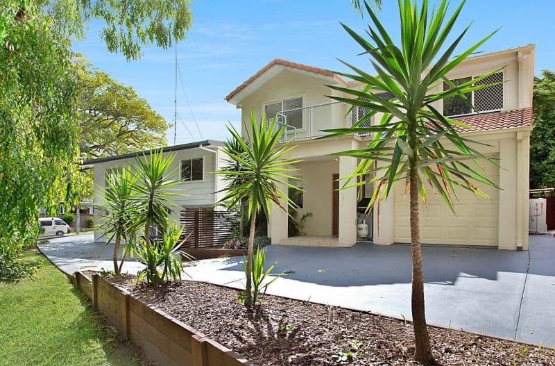 25 Ewan Street, Southport QLD 4215, Southport - Thumbnail 2
