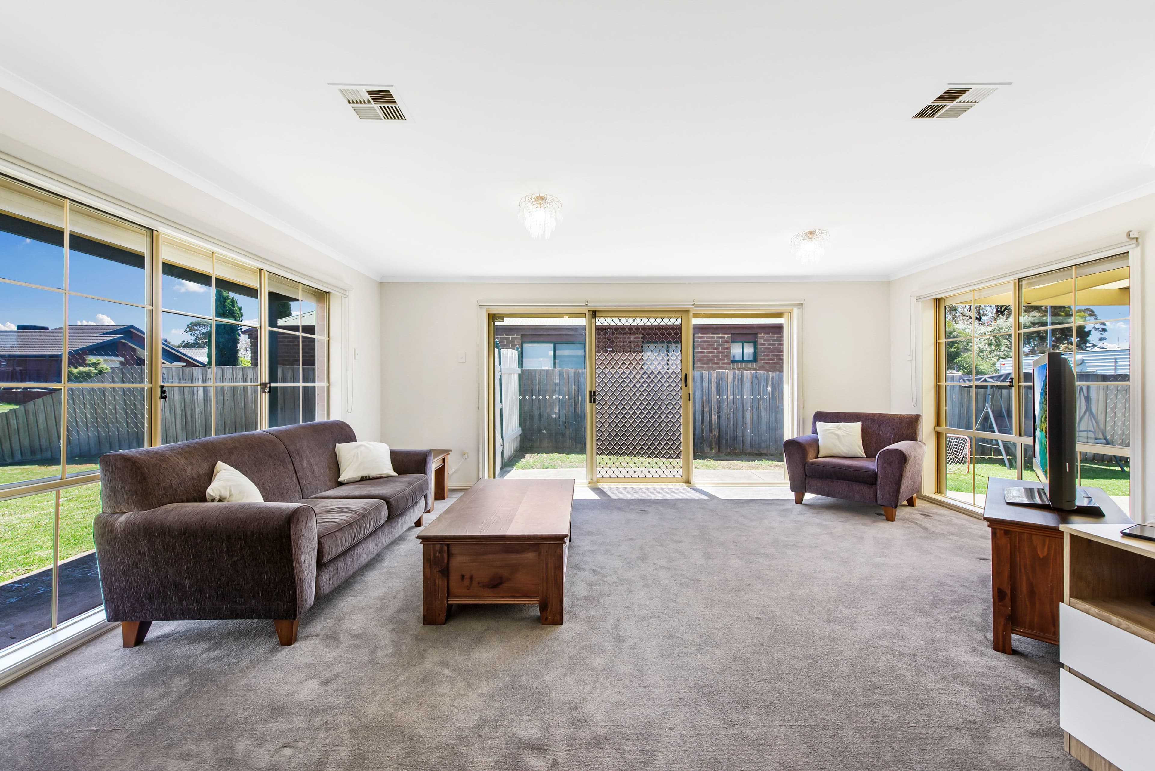 9 Wheat Walk, Delahey VIC 3037, Delahey - Thumbnail 3