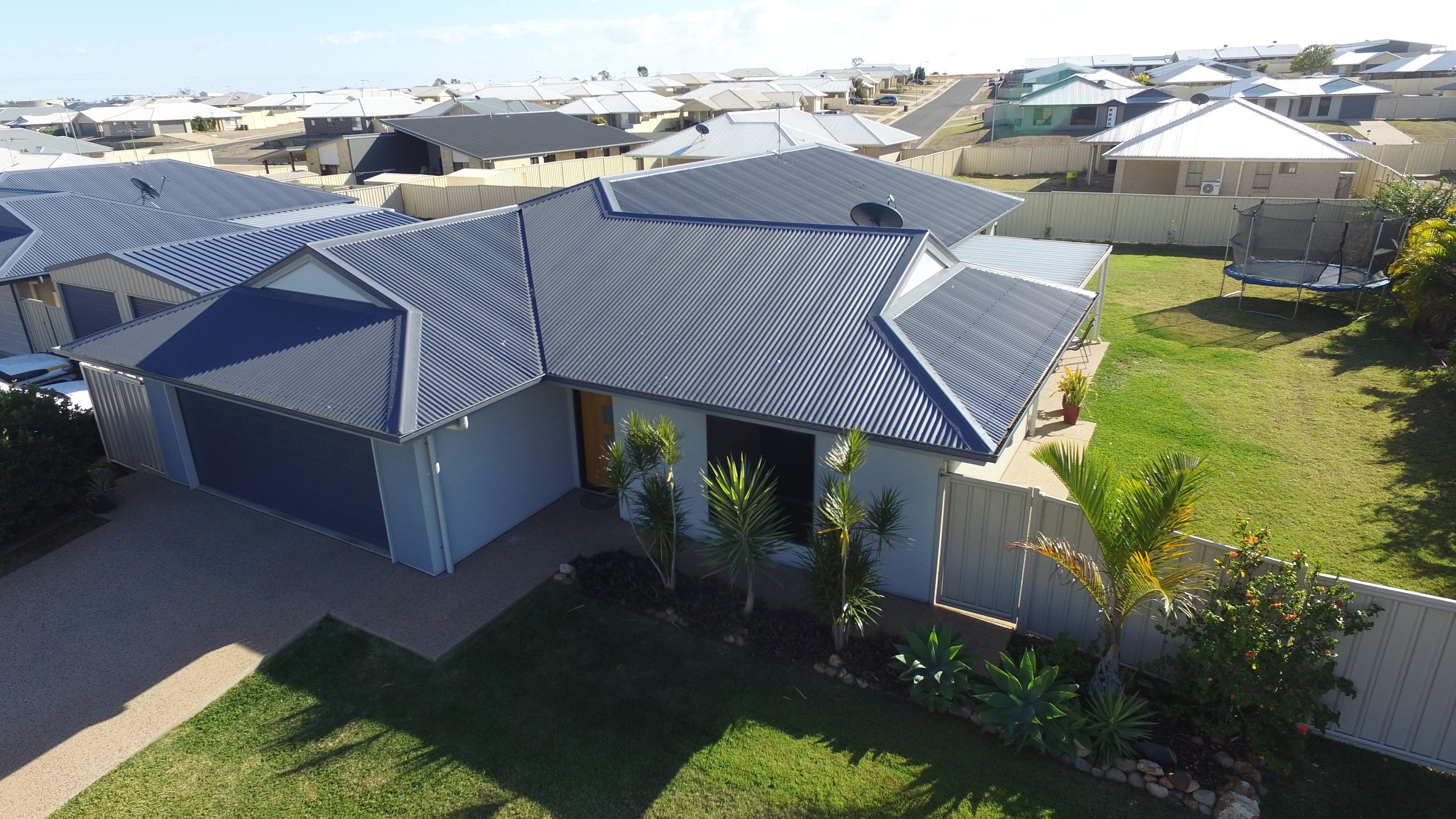 8 Eagle Street, Emerald QLD 4720, Emerald - Thumbnail 2